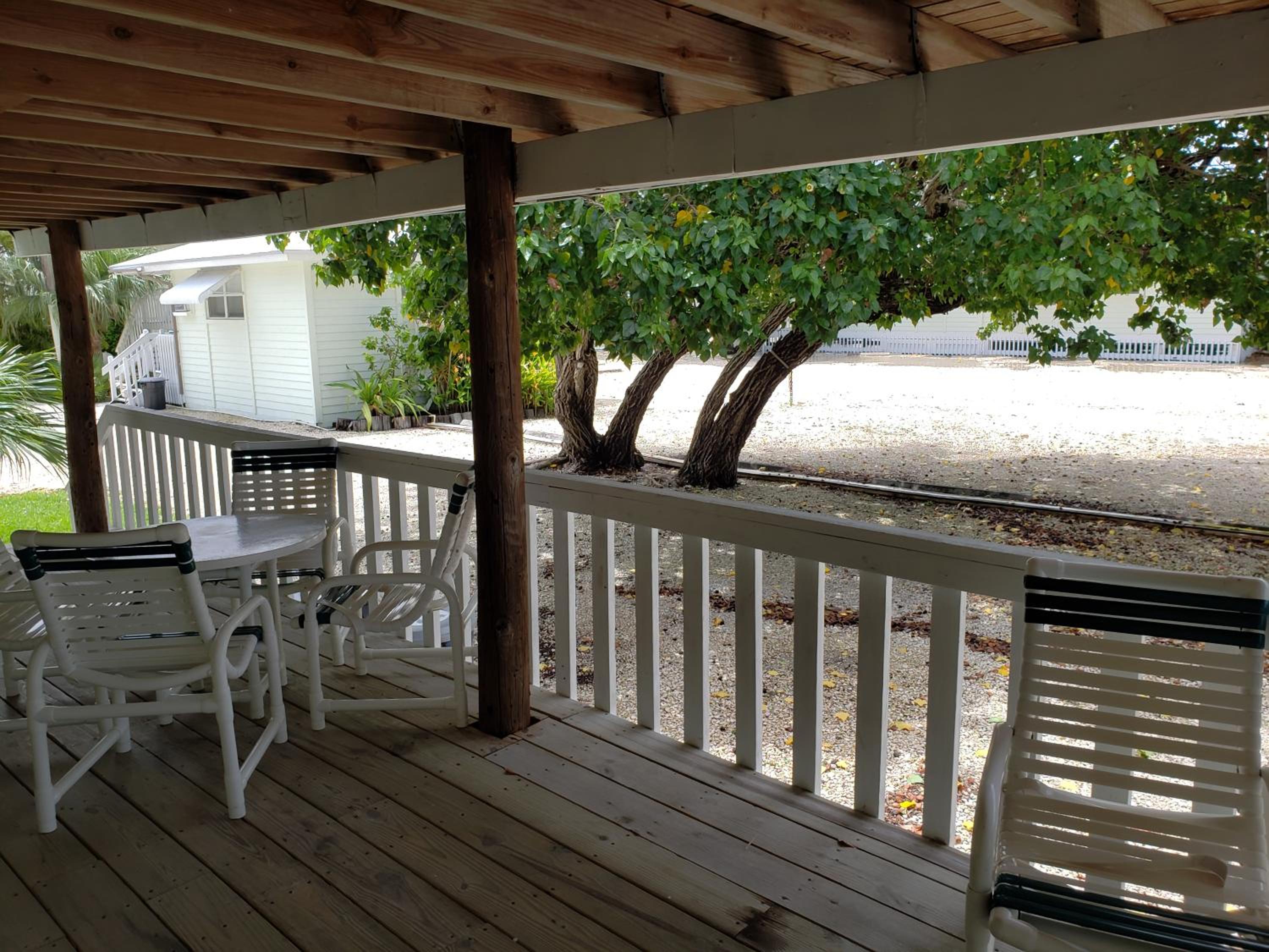 Two-Bedroom Cottage photo 2