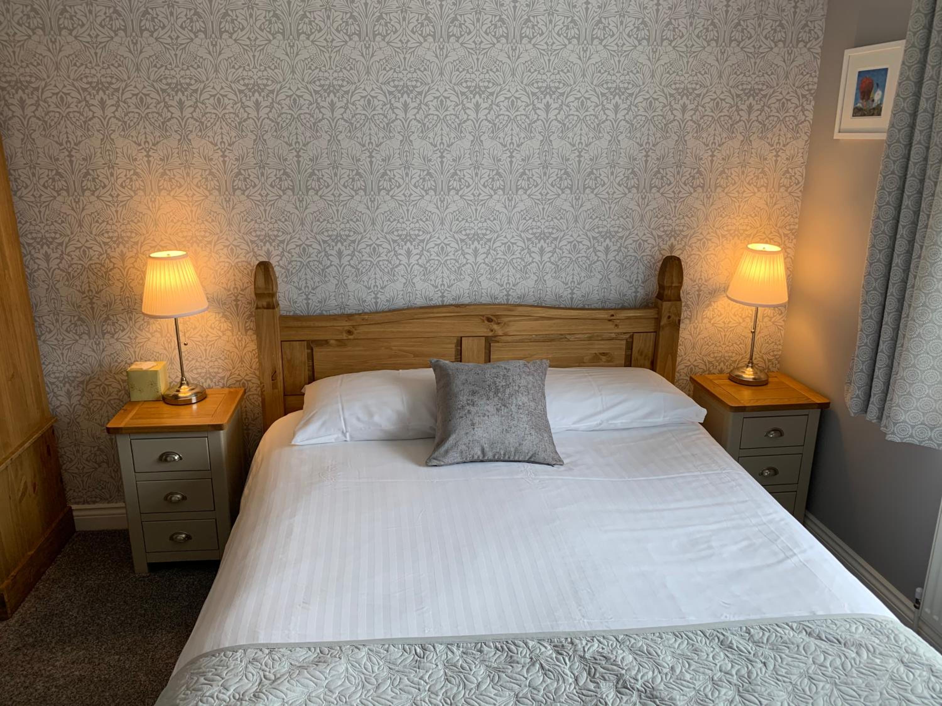 Double Room with Private Bathroom photo 2