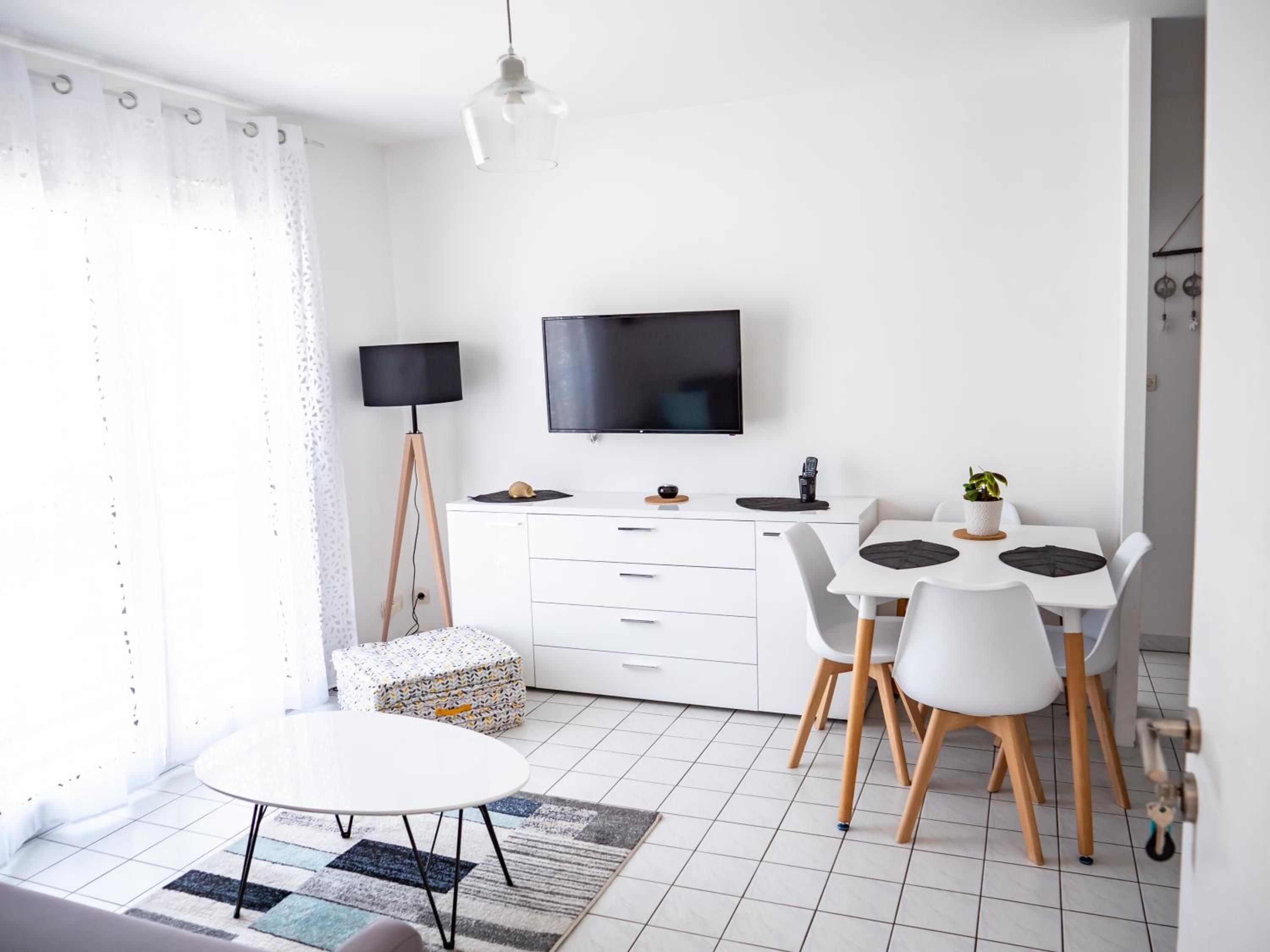 One-Bedroom Apartment photo 3
