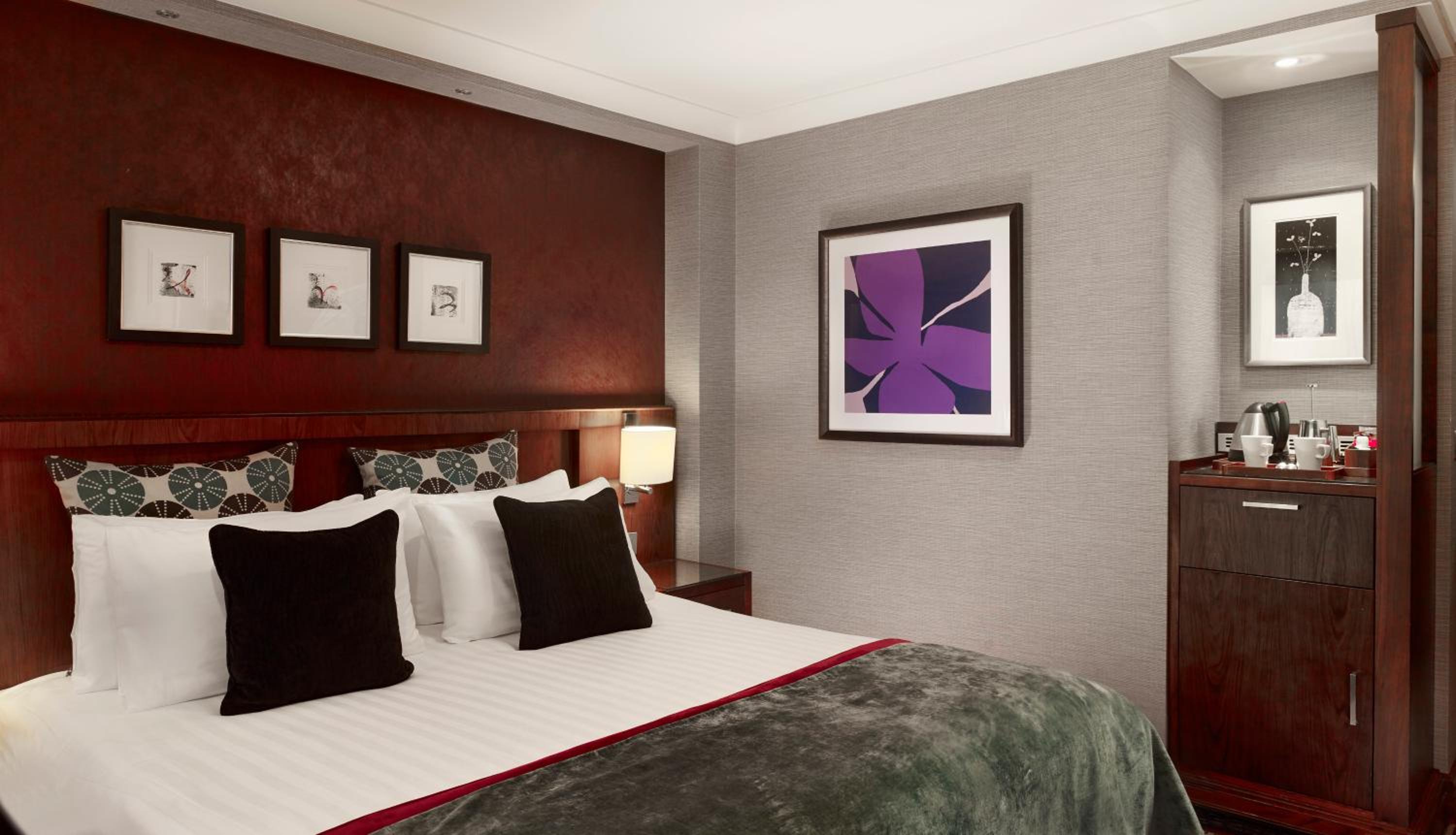 Premium King Room - Lounge Access - Photo 2