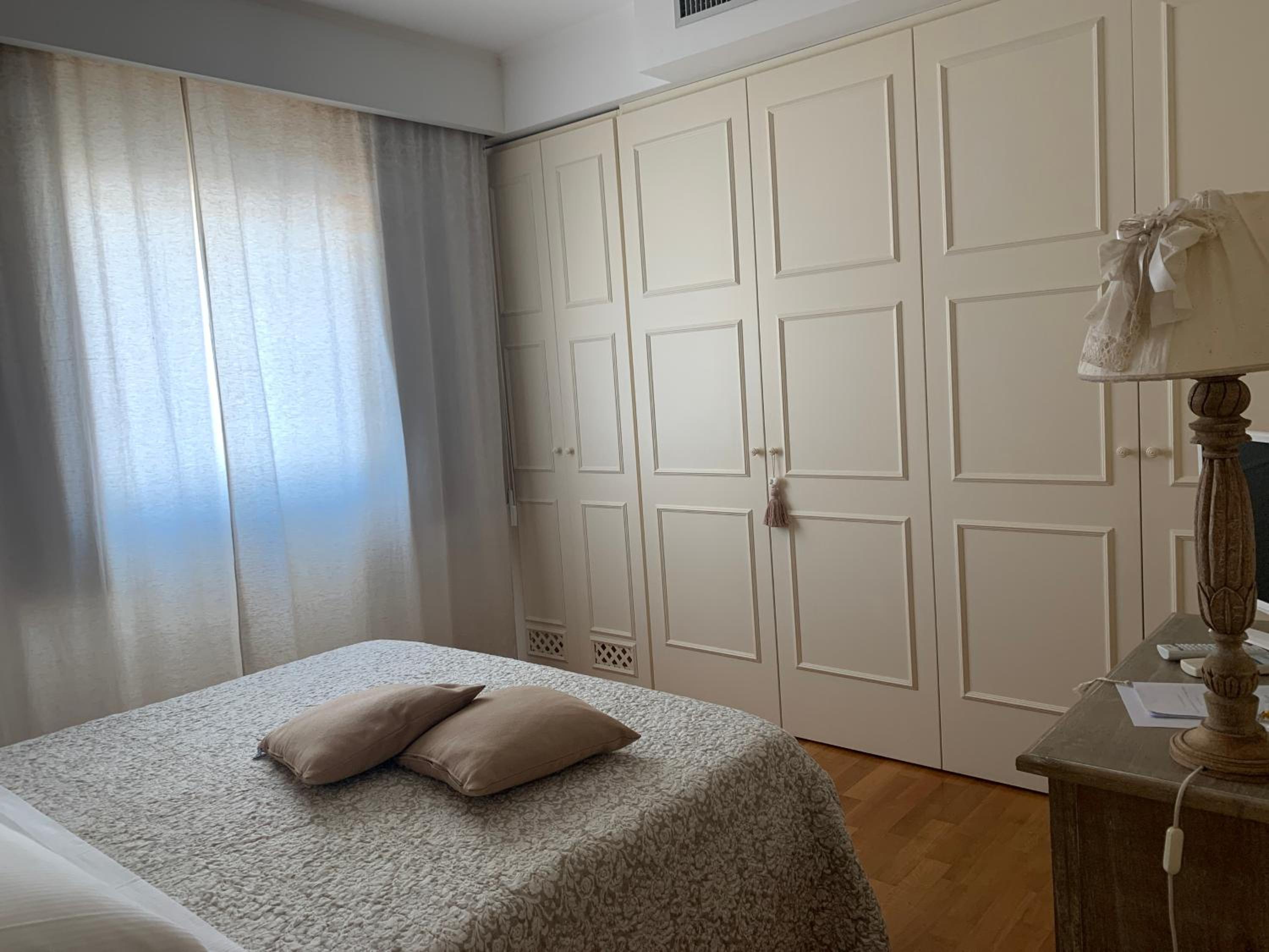 Two connected Rooms photo 1