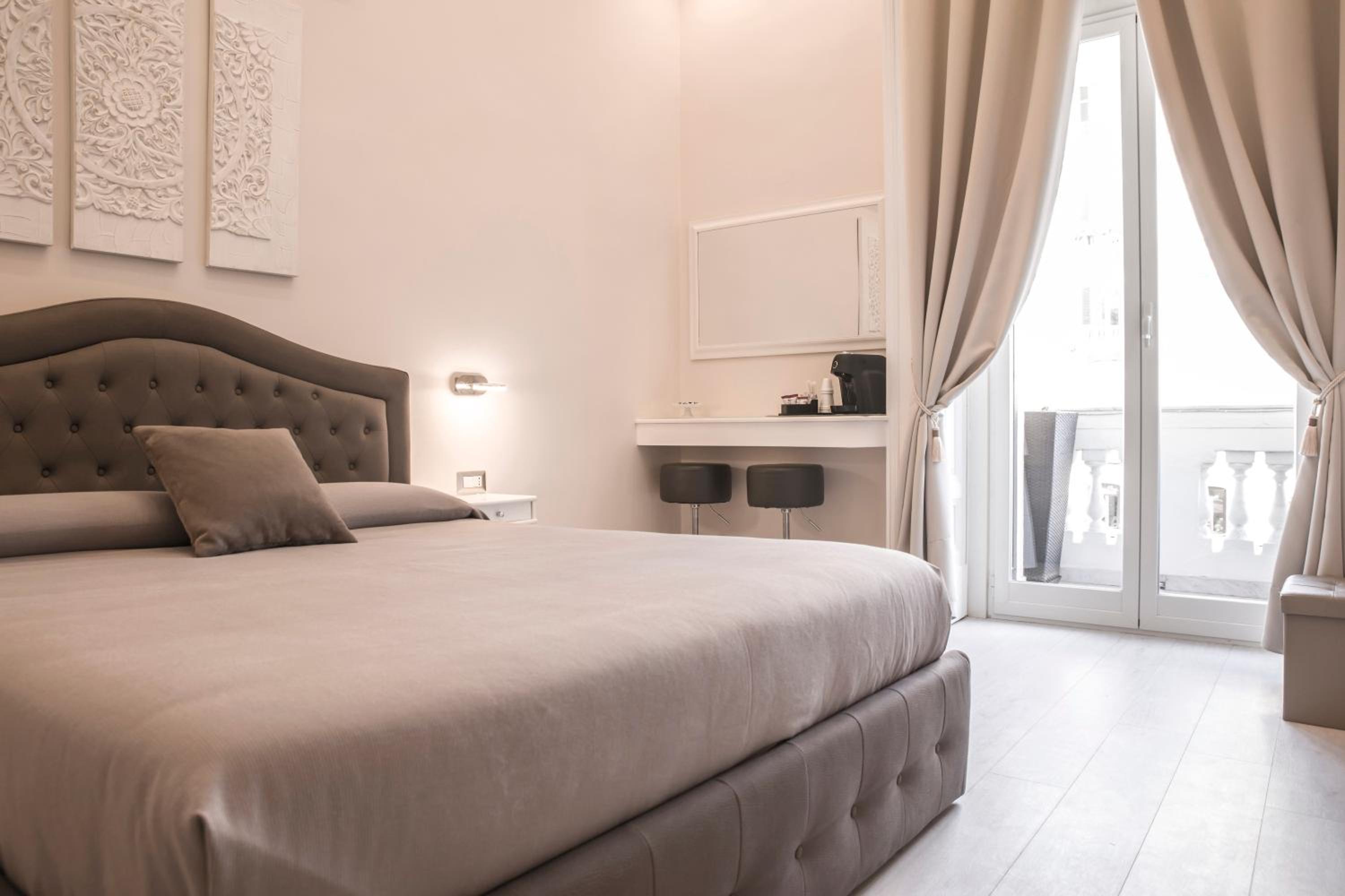 Deluxe Double Room with Balcony