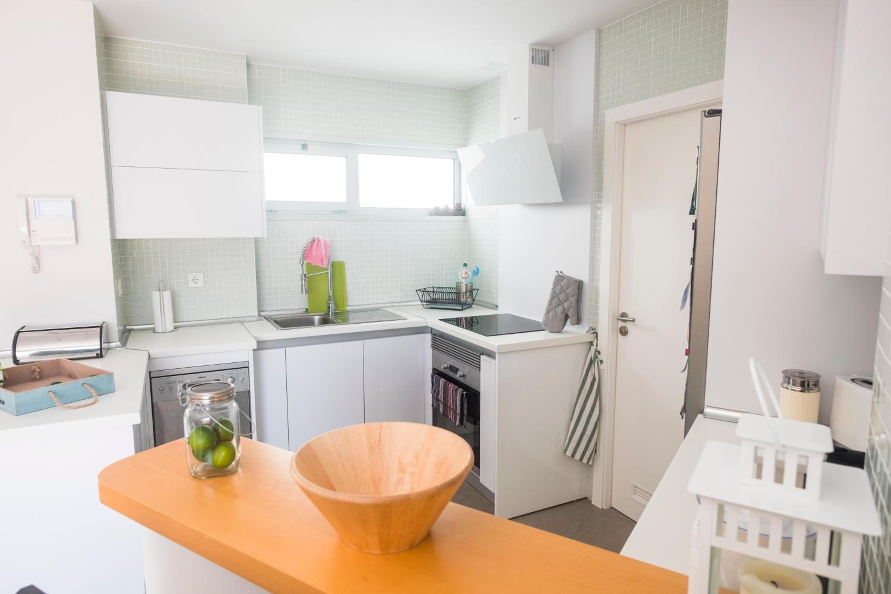Three-Bedroom Apartment - Photo 43