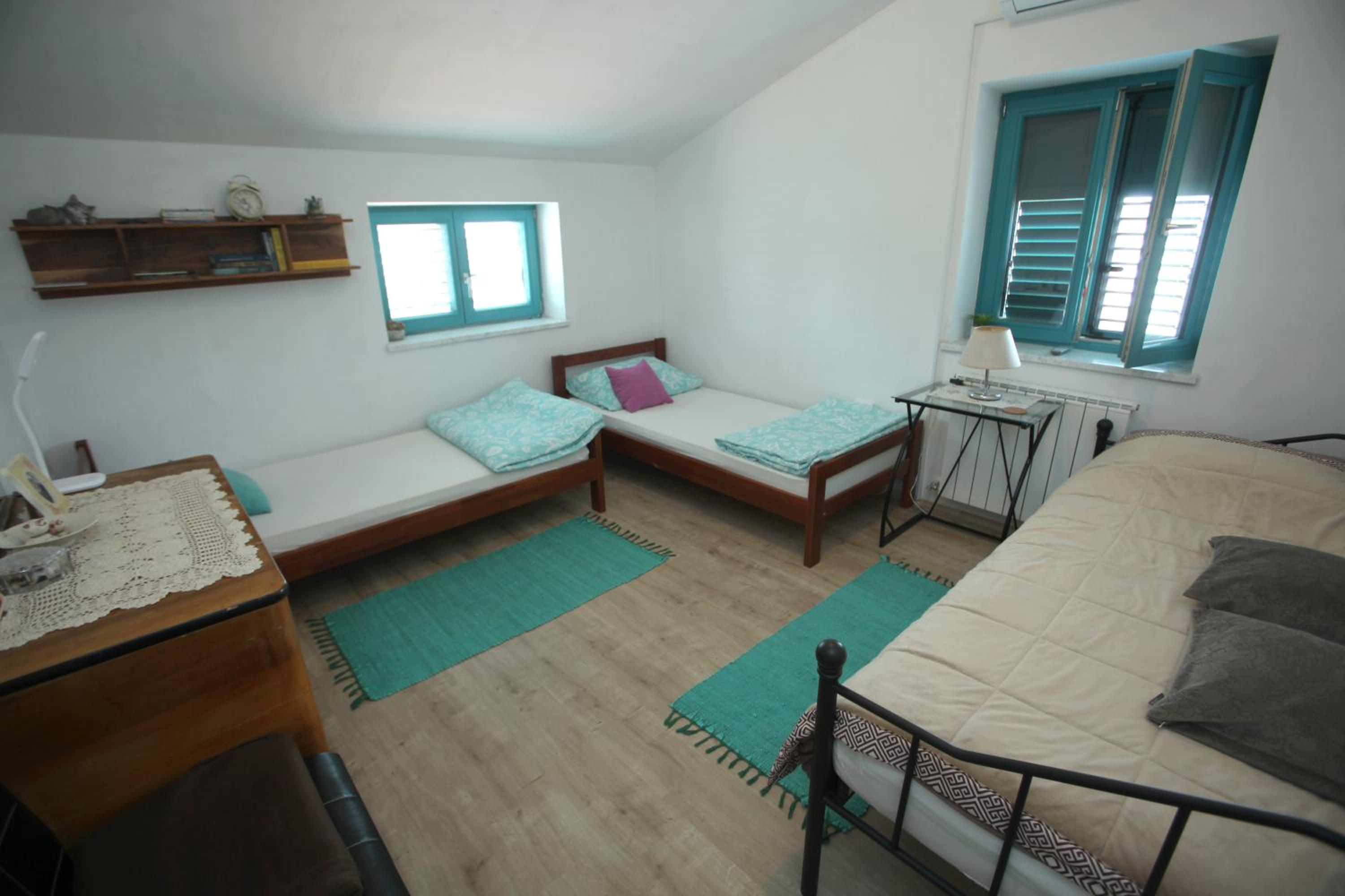 Classic Triple Room photo 1