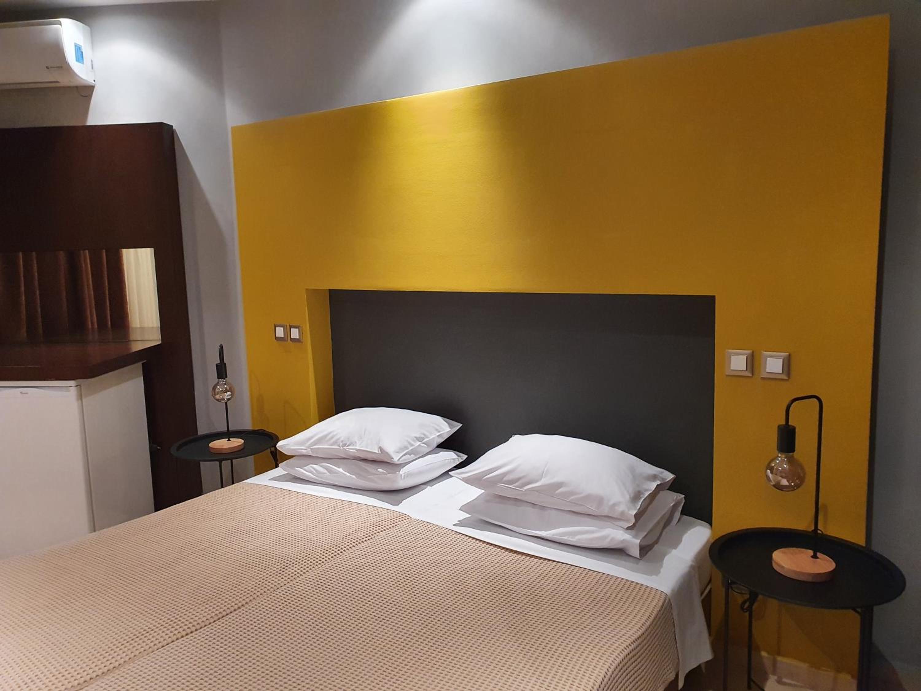 Double Room with Side Sea View - Photo 4