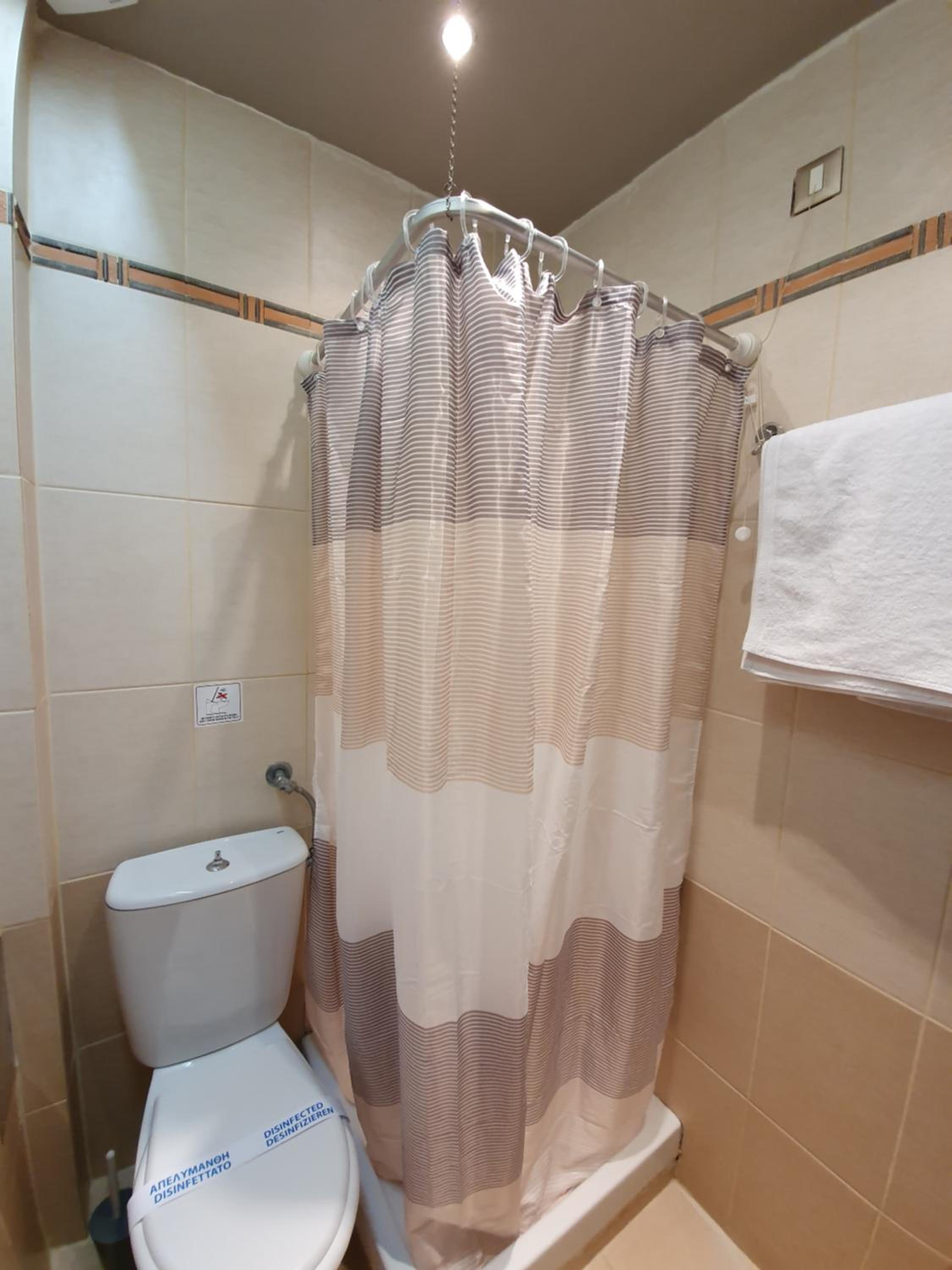 Double Room with Garden View - Photo 5