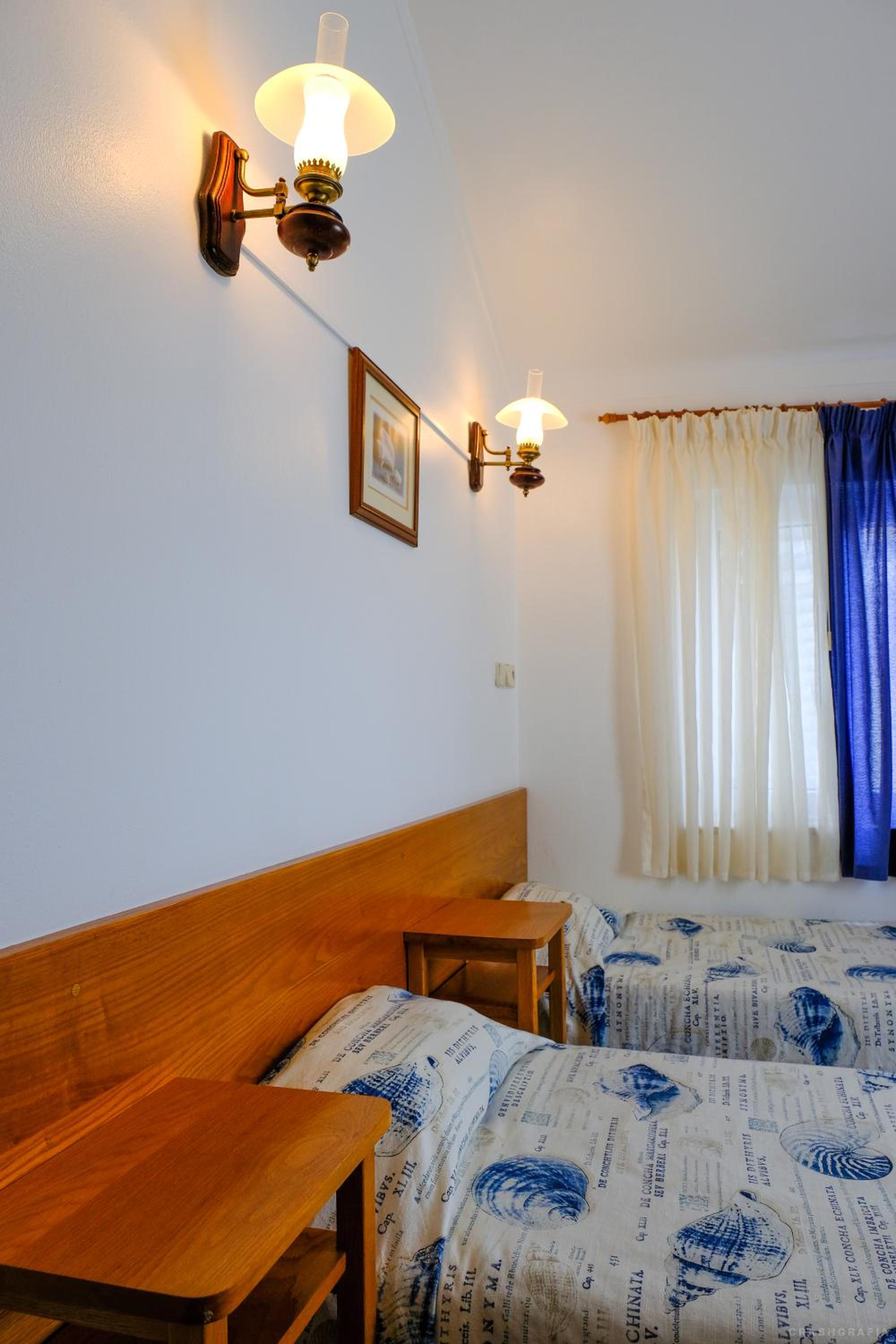 Twin Room with Private Bathroom photo 1