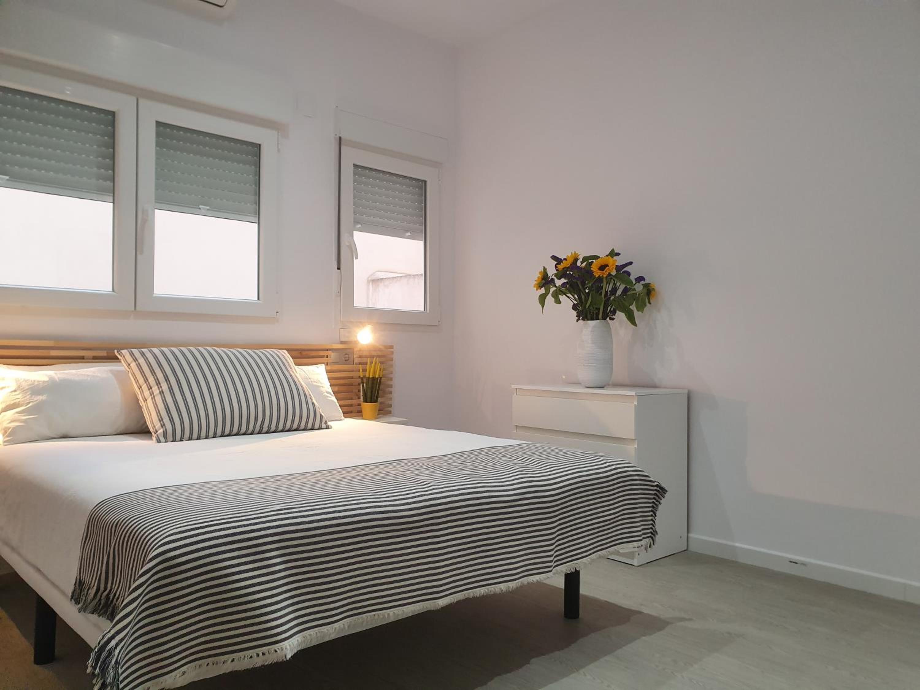 Double Room with Private Bathroom - Photo 4