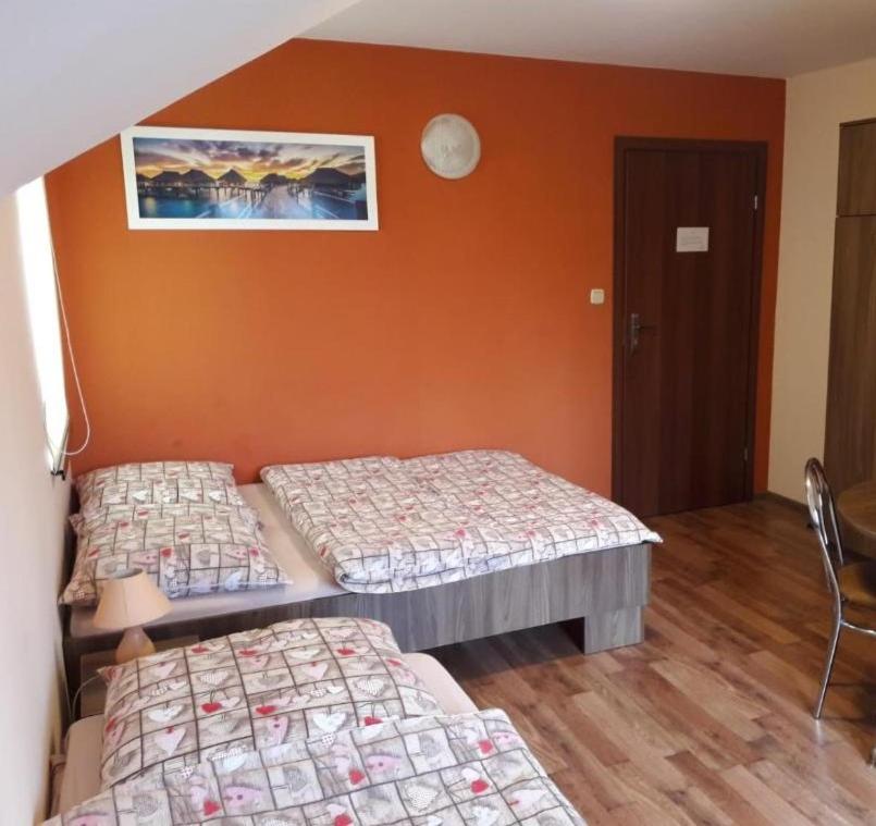Triple Room with Private Bathroom