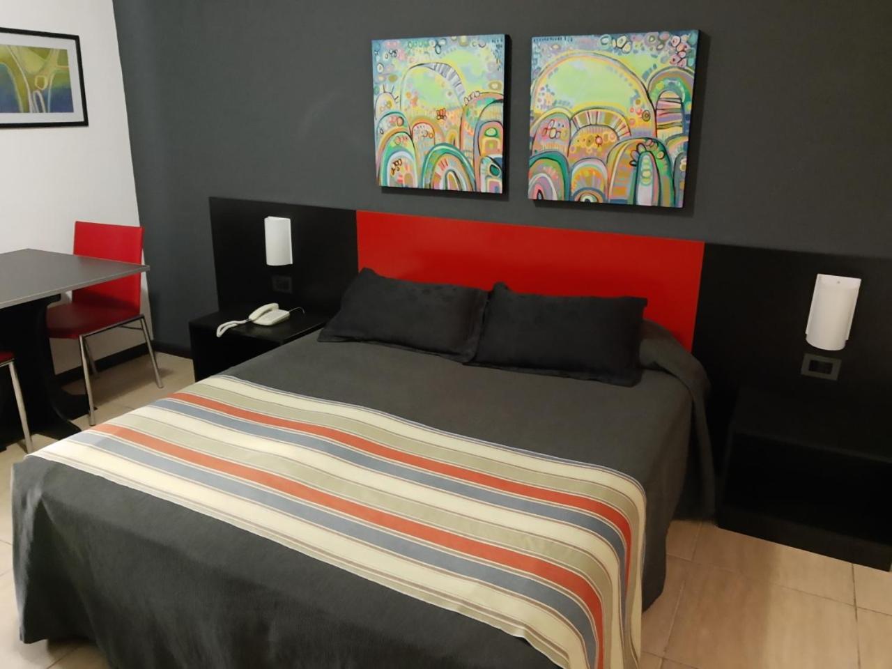 Standard Double/Twin Apartment photo 2