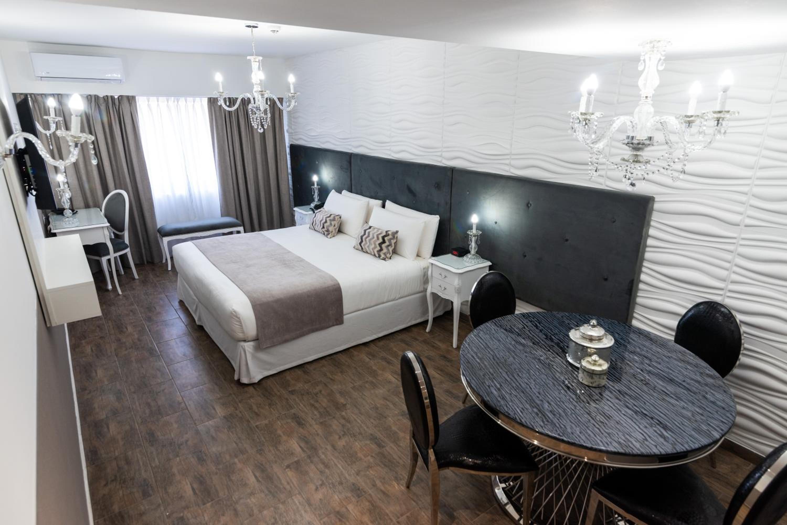 Deluxe Room photo 1