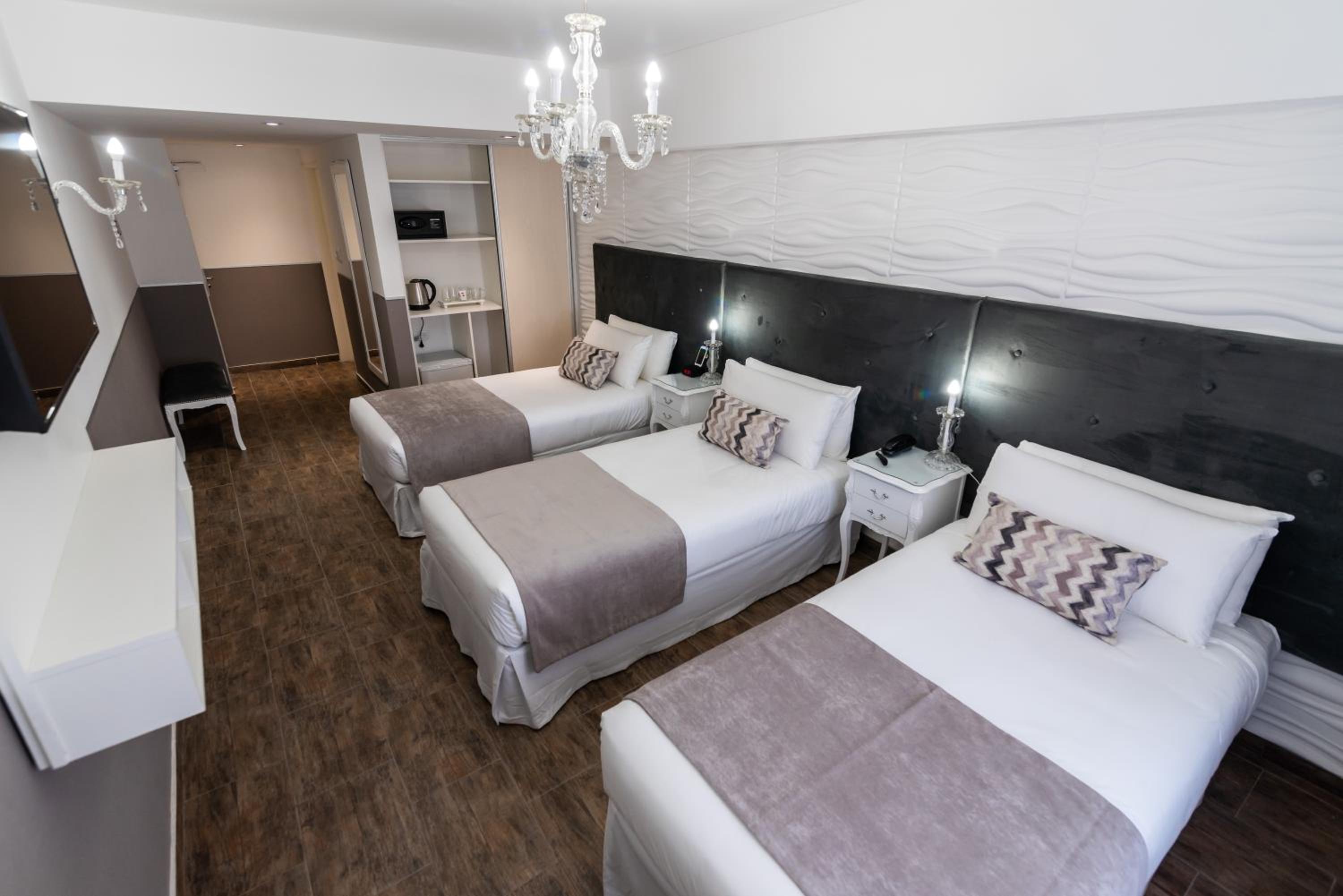 Triple Room photo 2