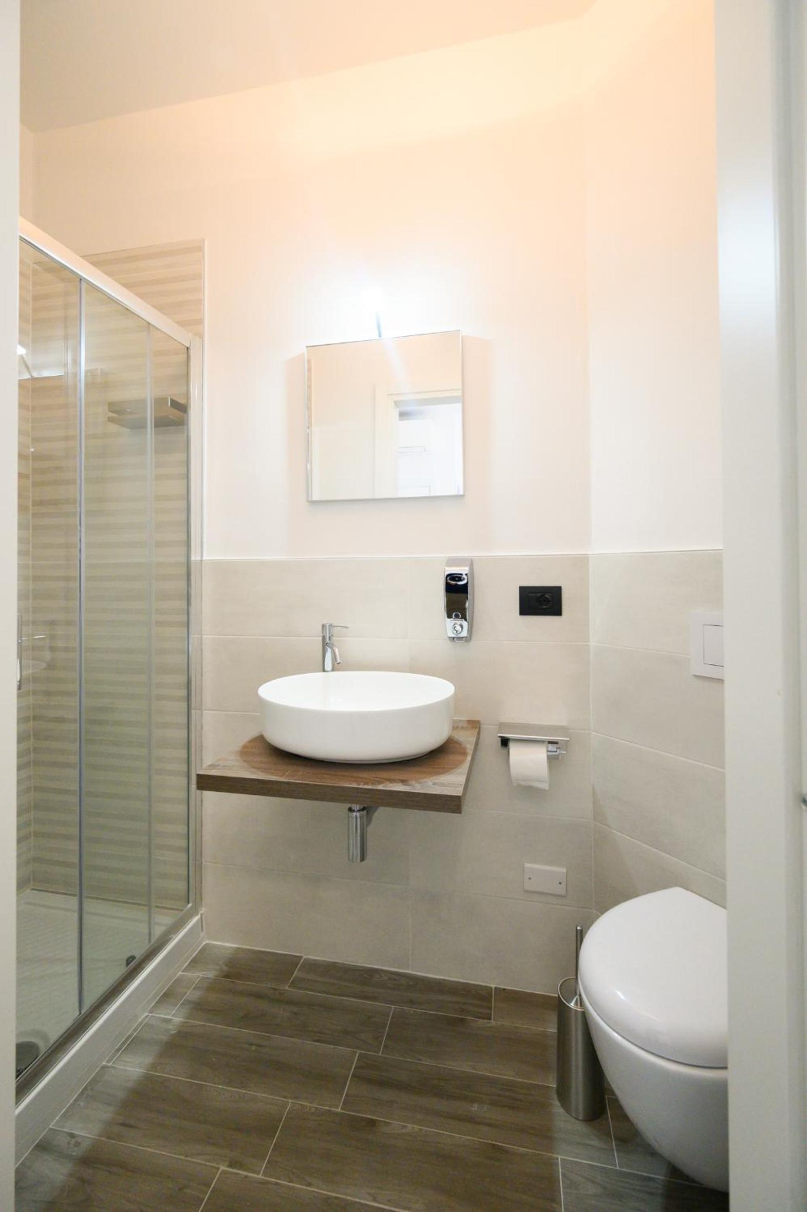 Standard Double Room - Photo 16