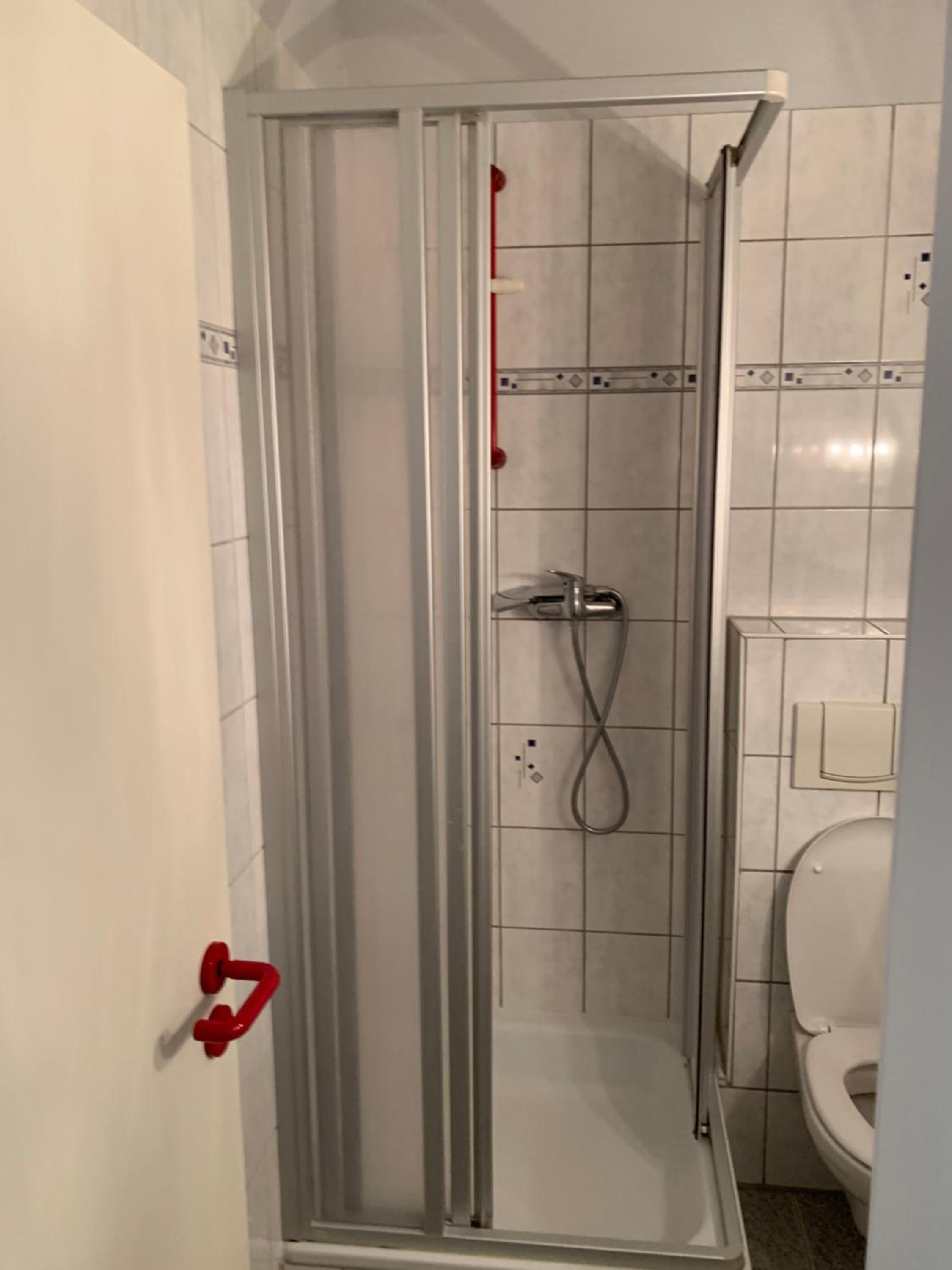 Budget Single Room photo 3