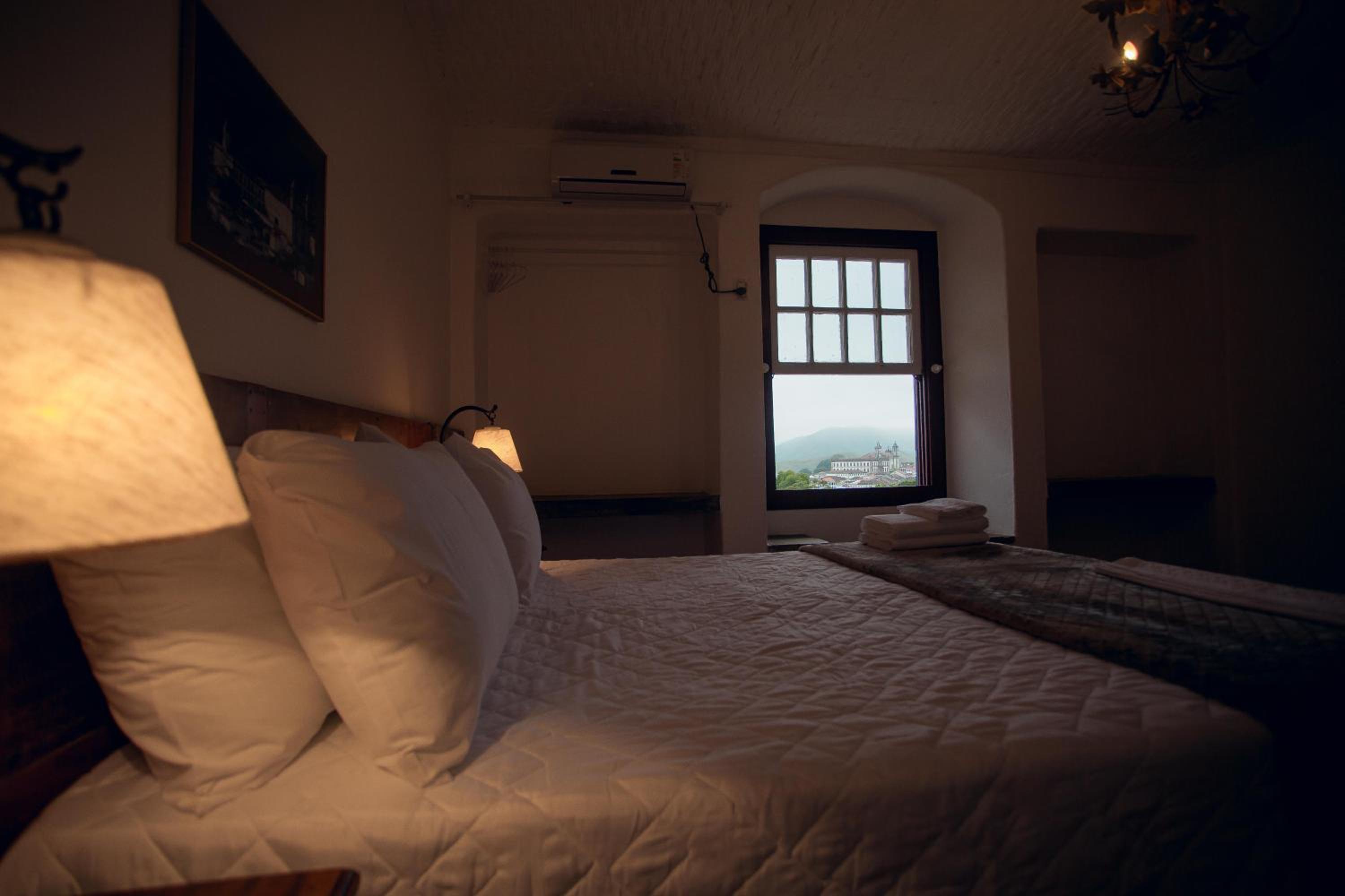 Deluxe Double Room with Air Conditioning photo 3