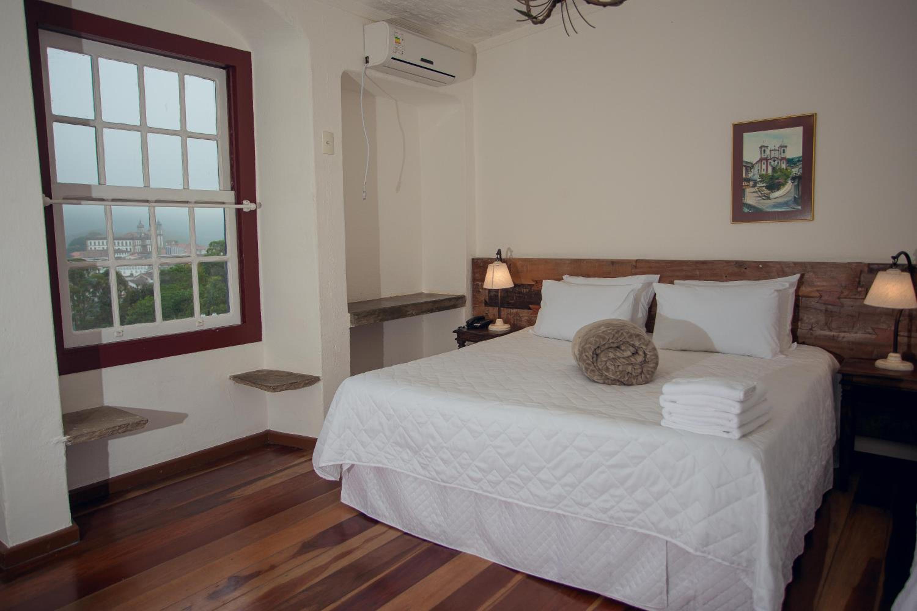 Deluxe Triple Room with Air Conditioning