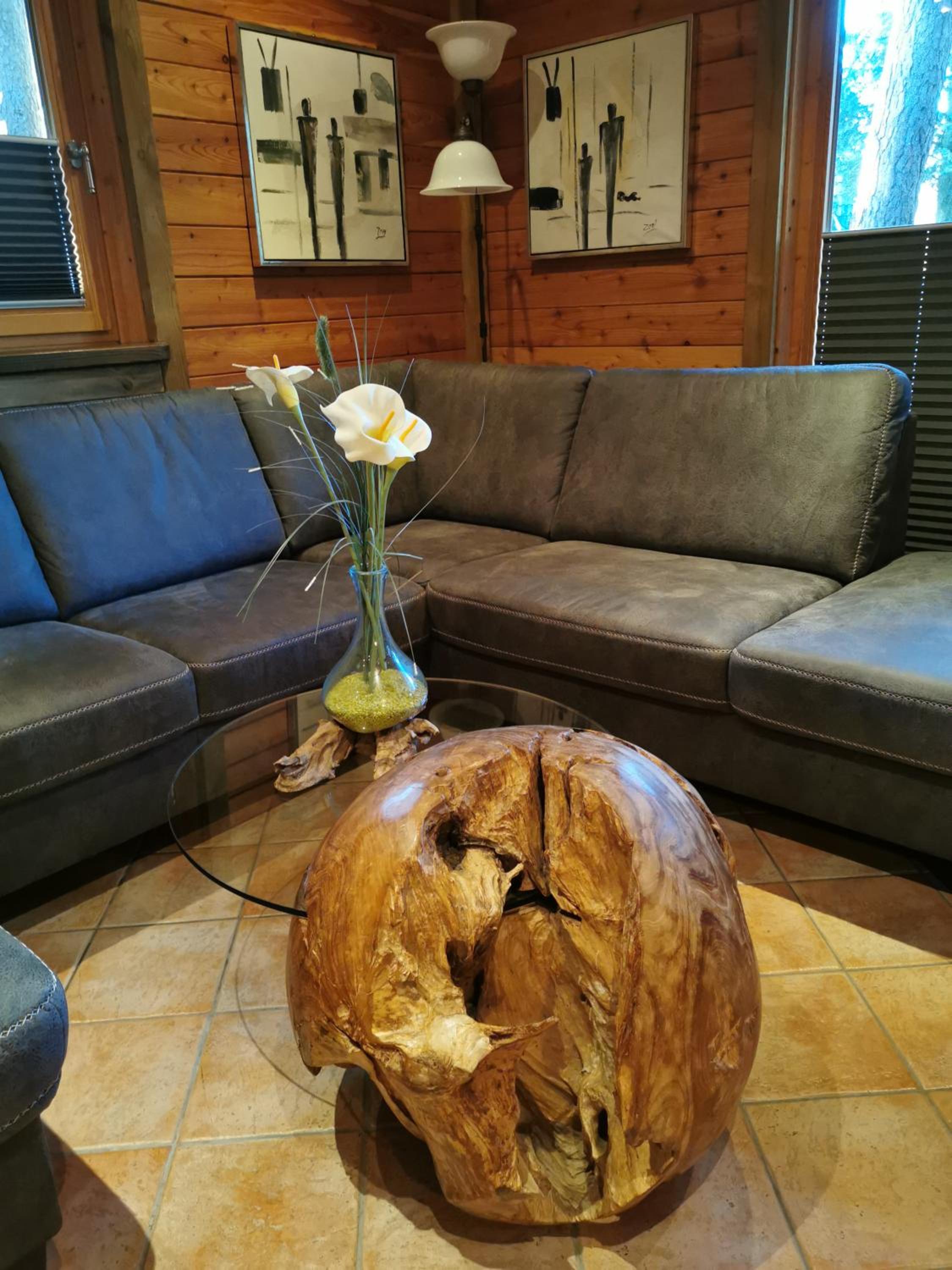 Holiday Home (WHH) photo 2