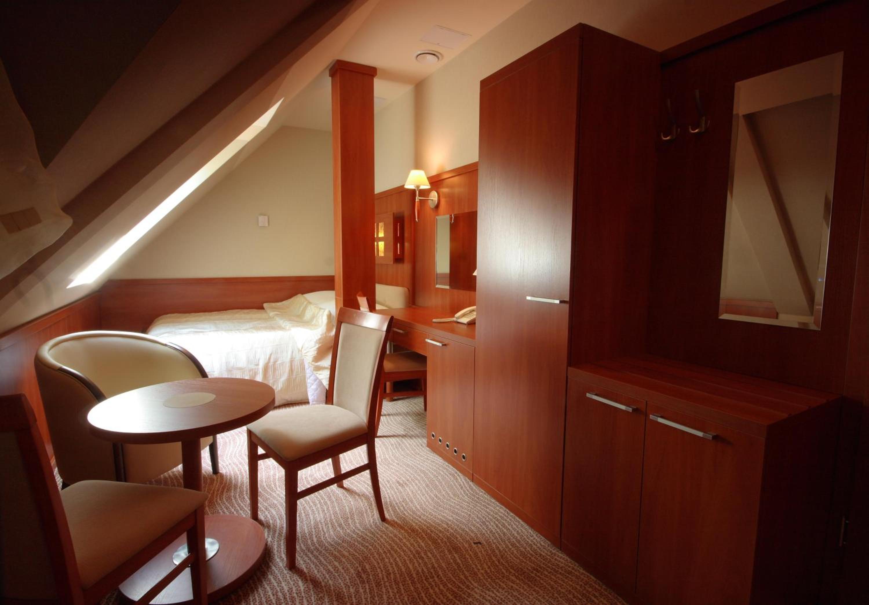 Budget Double Room - Photo 1