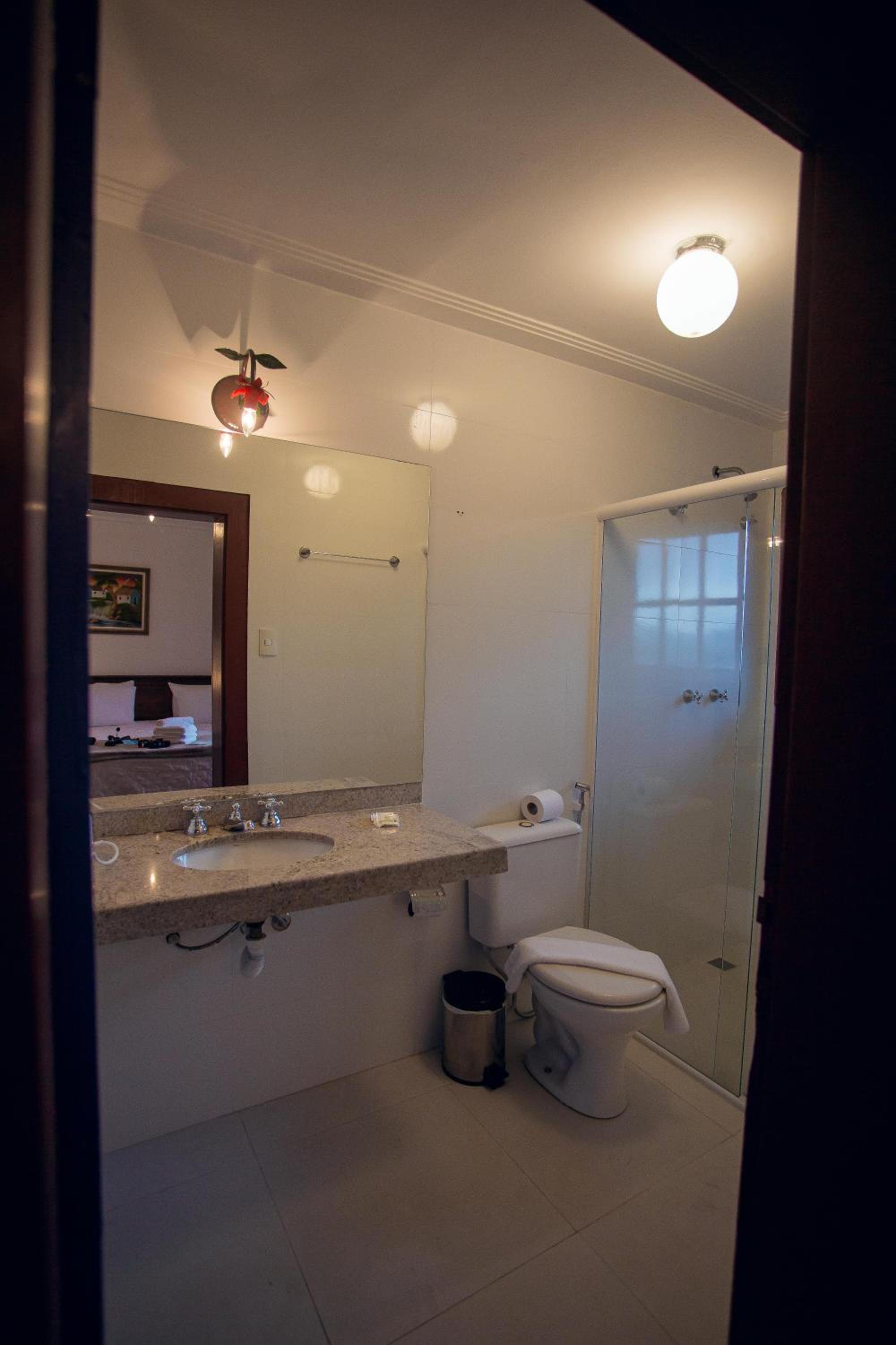 Deluxe Double Room with Air Conditioning photo 2