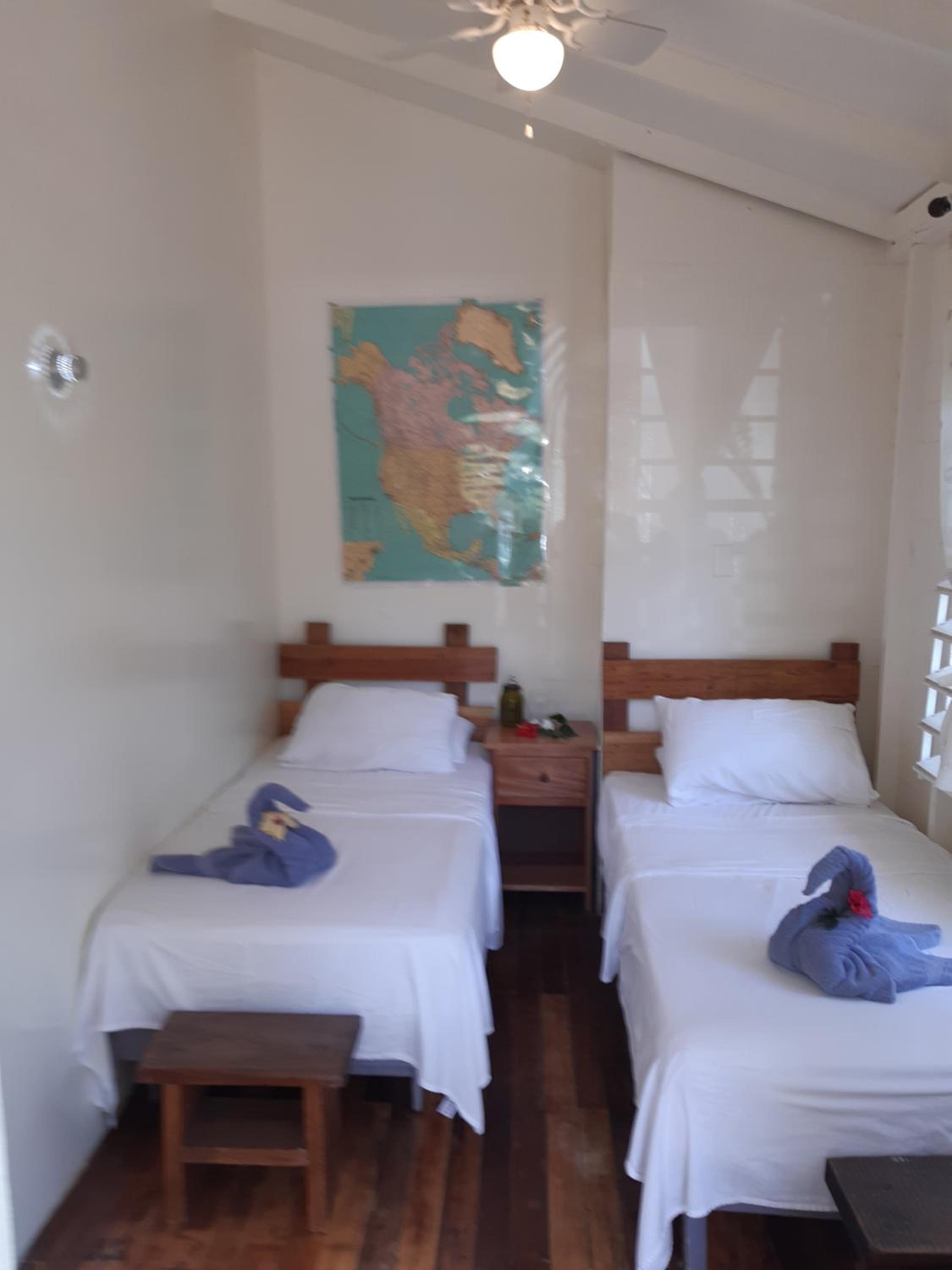 Twin Room with Shared Bathroom photo 3
