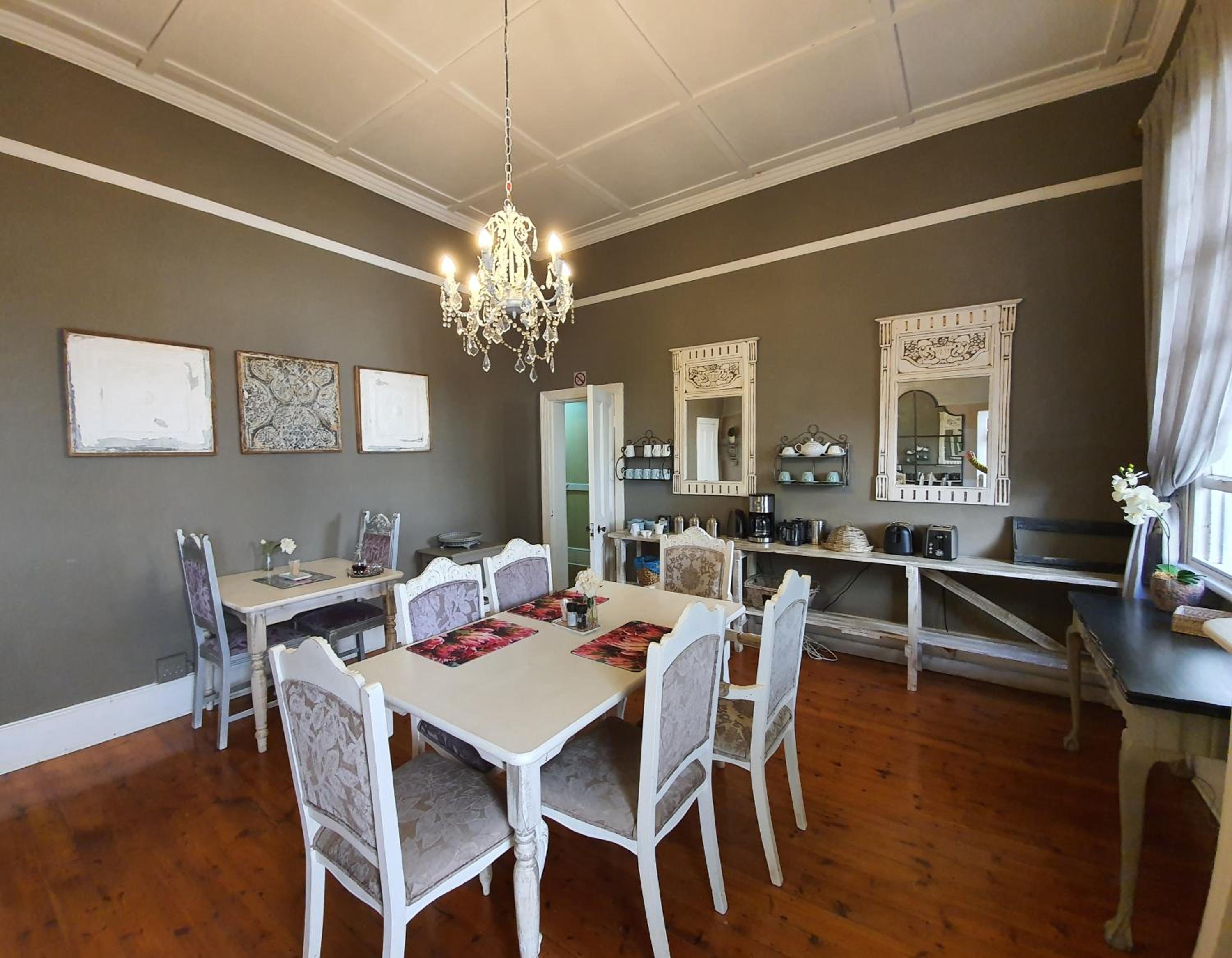 Family Room photo 2