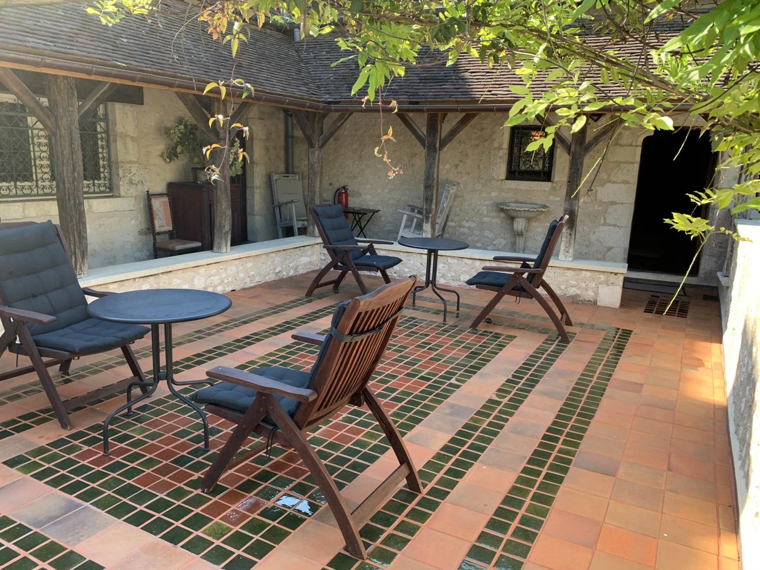 Family Suite with Patio photo 3