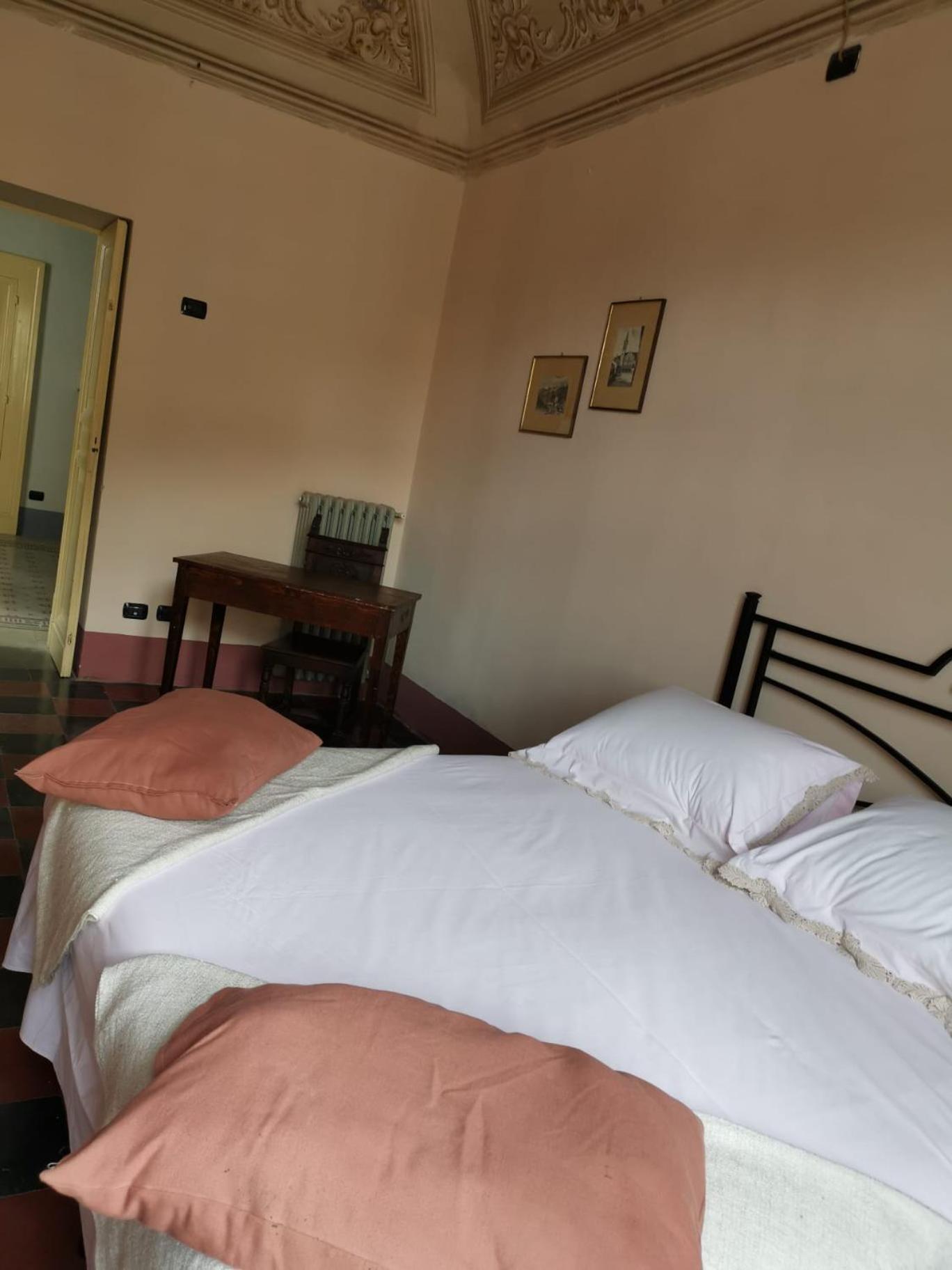 Double or Twin Room photo 3