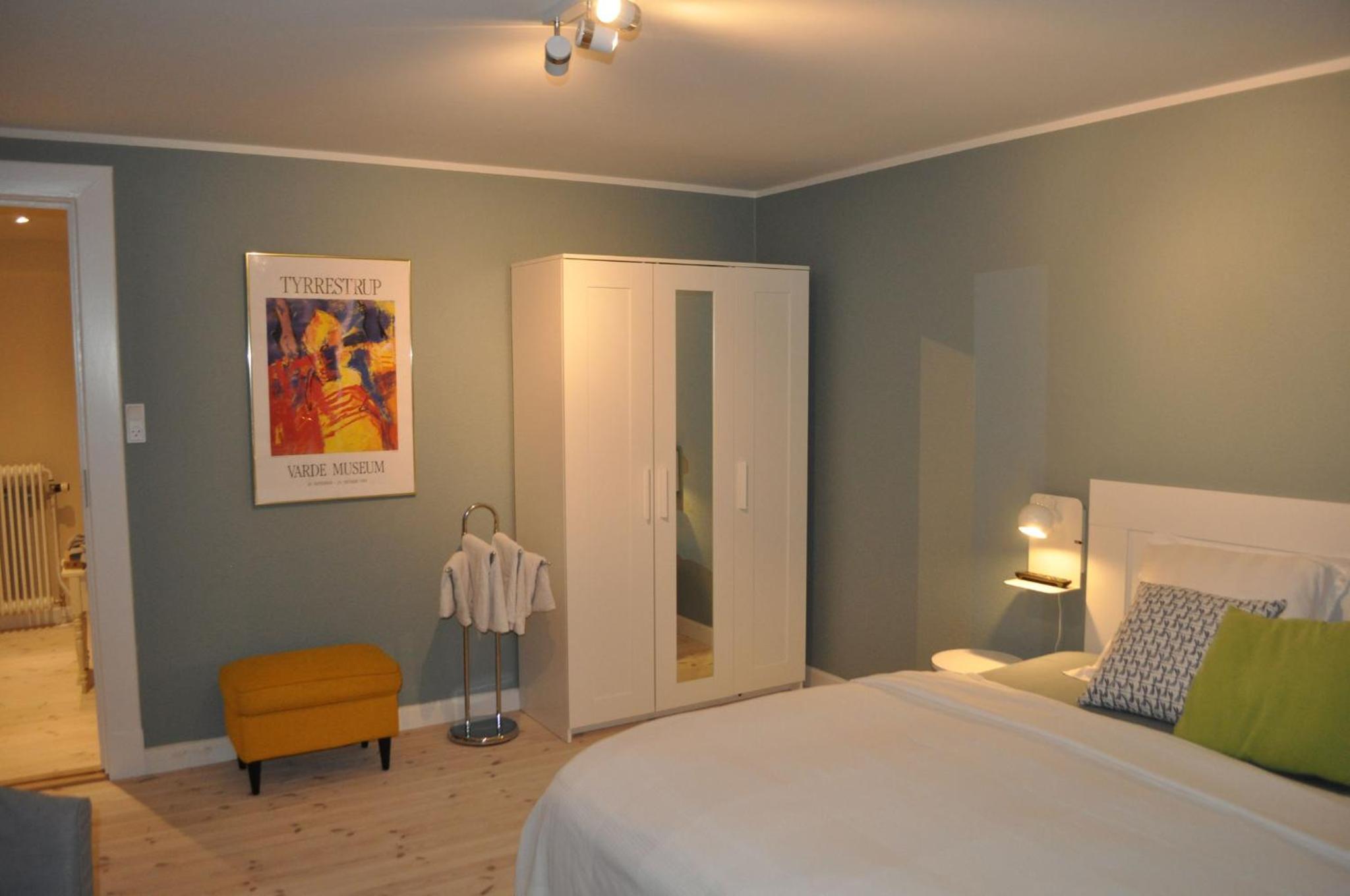 Standard Double Room With Shared Bathroom photo 2