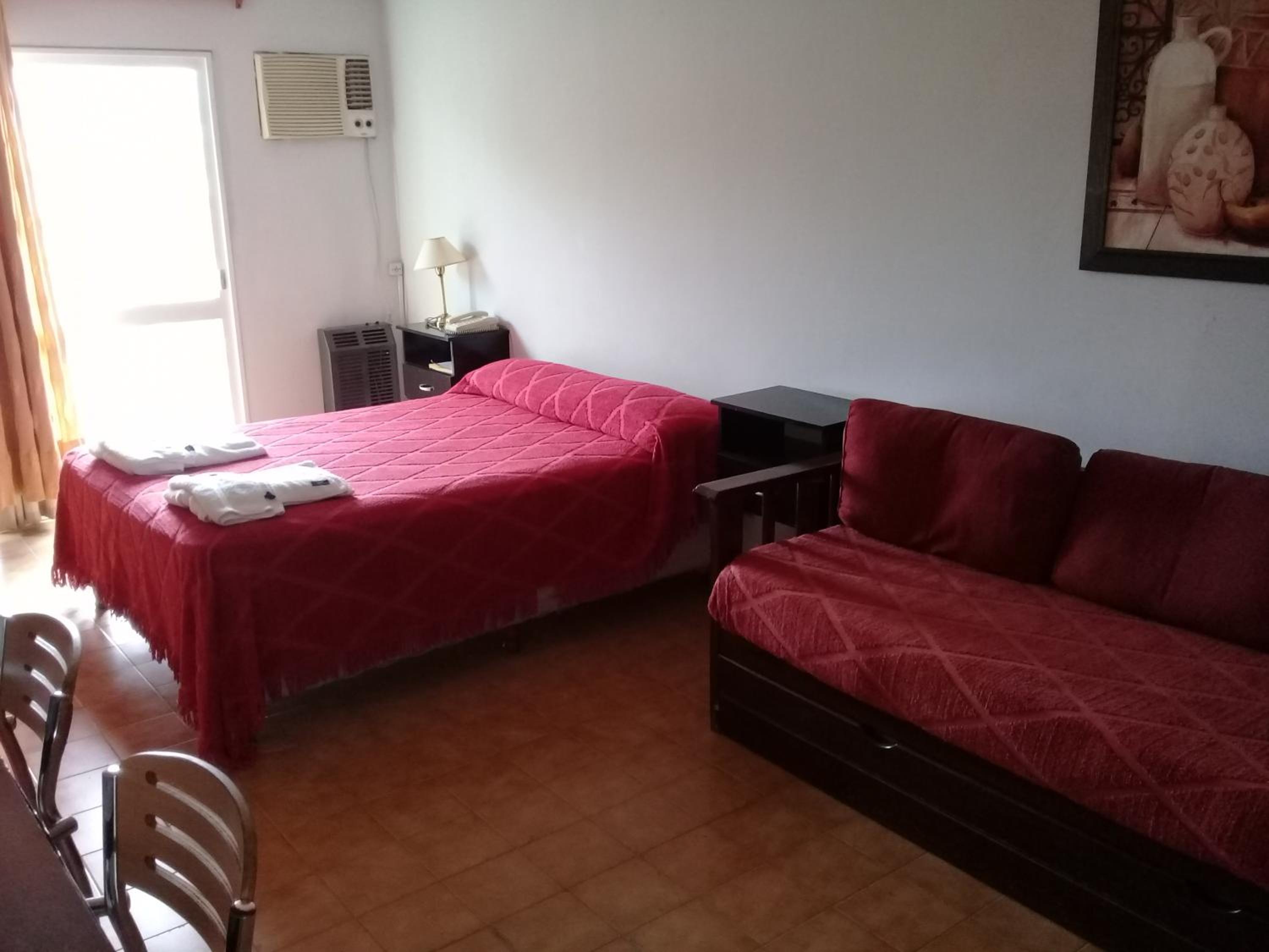 Studio Apartment photo 3