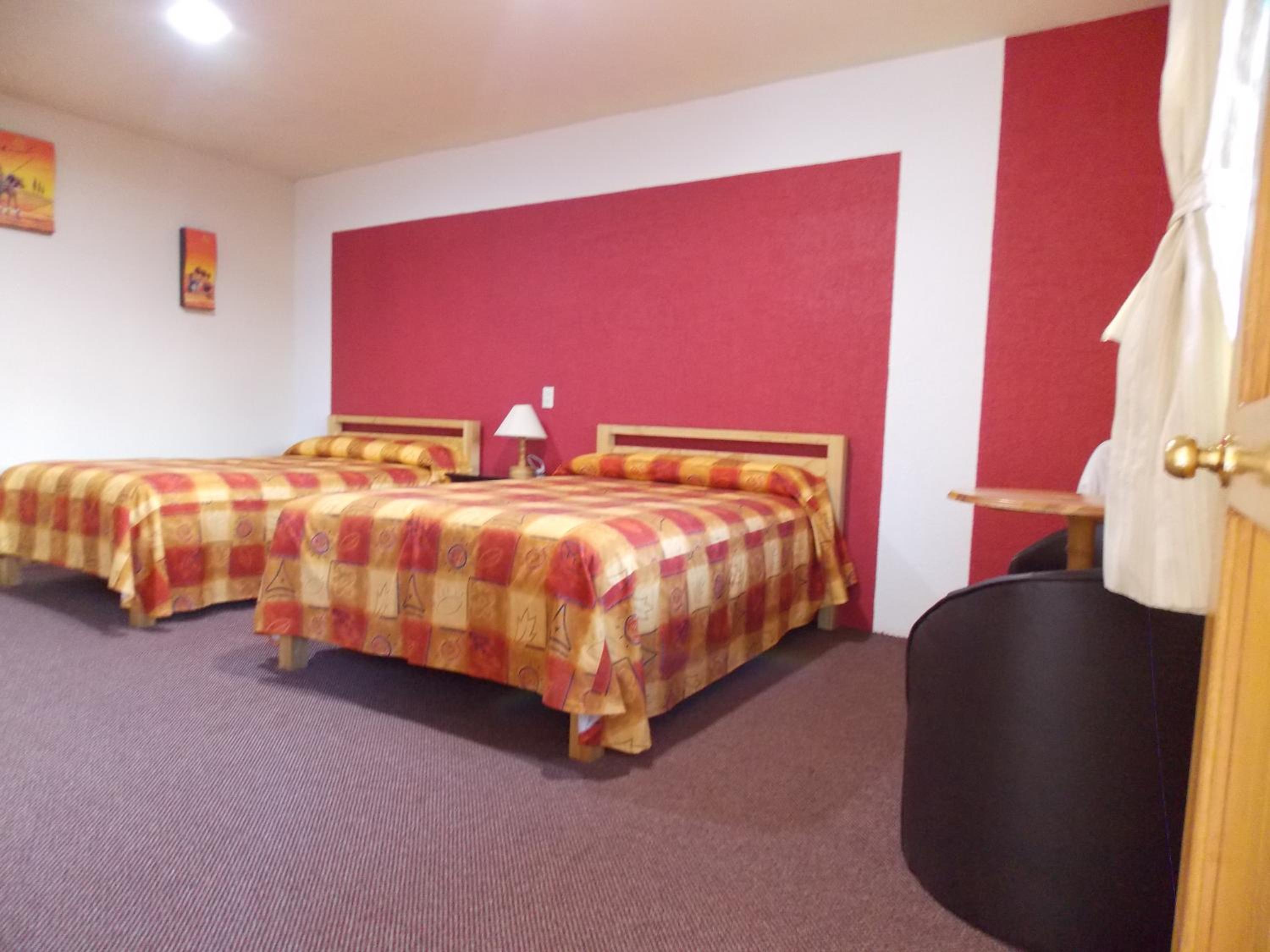 Large Twin Room photo 1