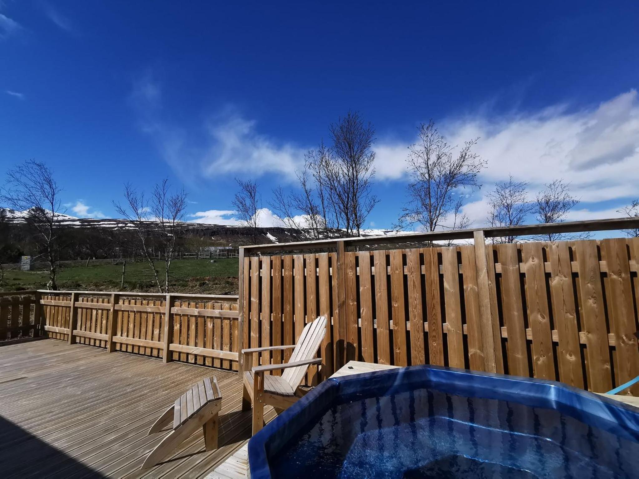 Three-Bedroom Cottage with Hot Tub - Photo 16