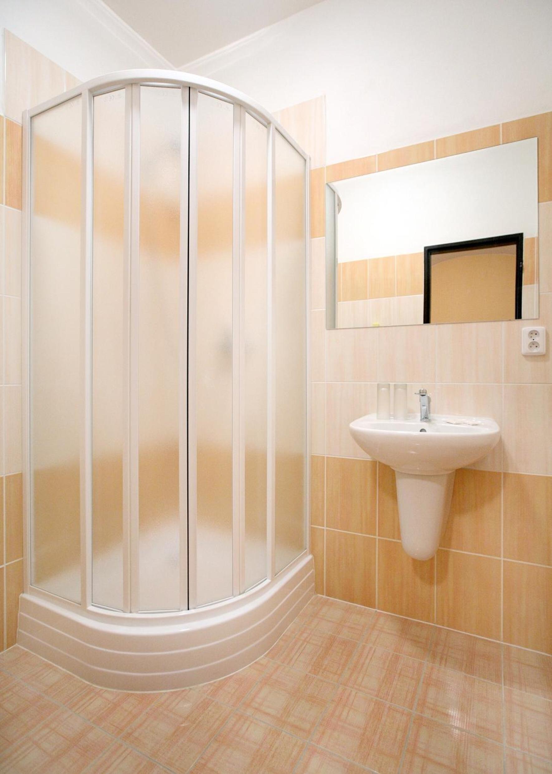 Quadruple Room with Shower photo 3
