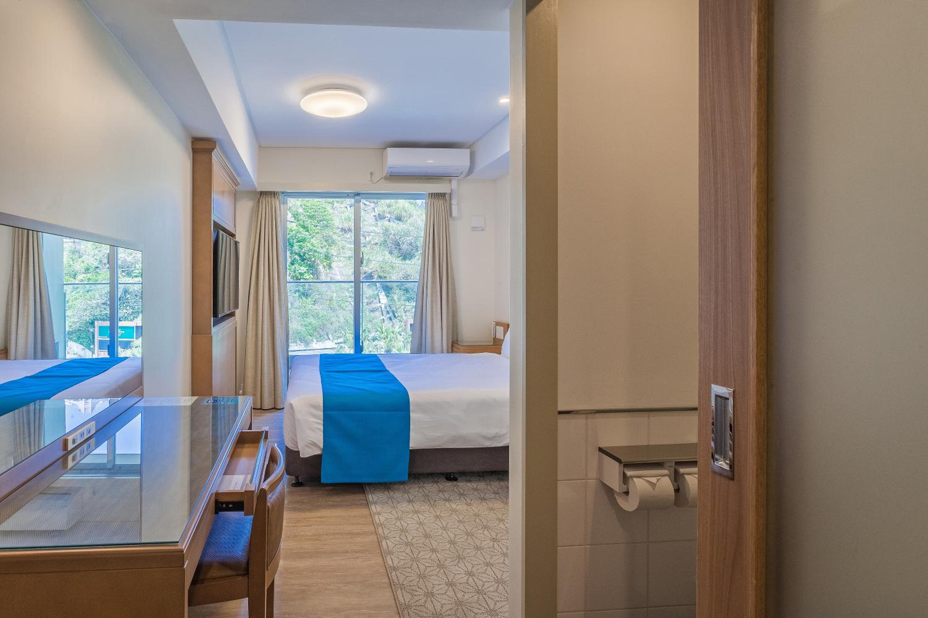Queen Room