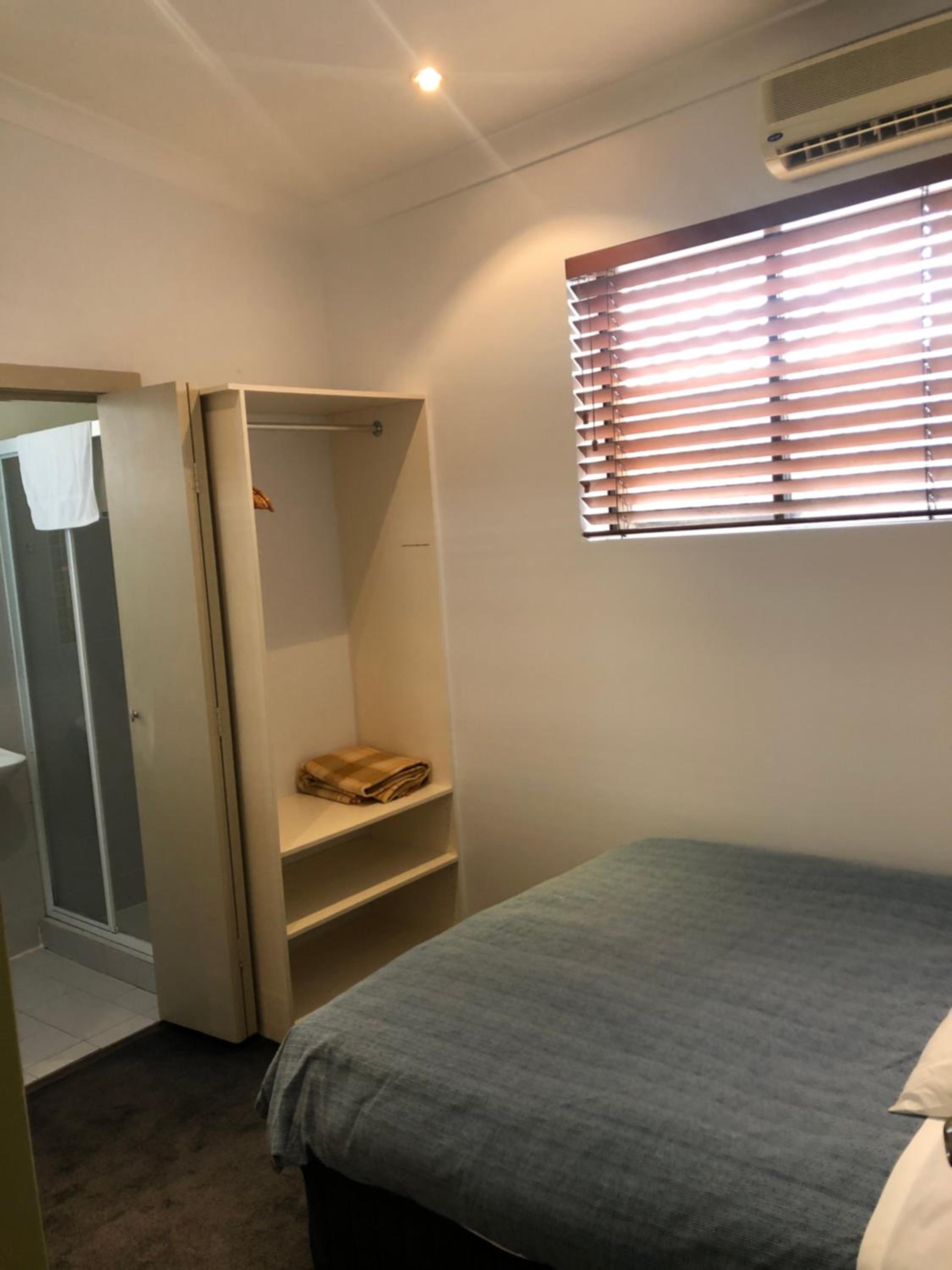 Standard Single Room photo 2