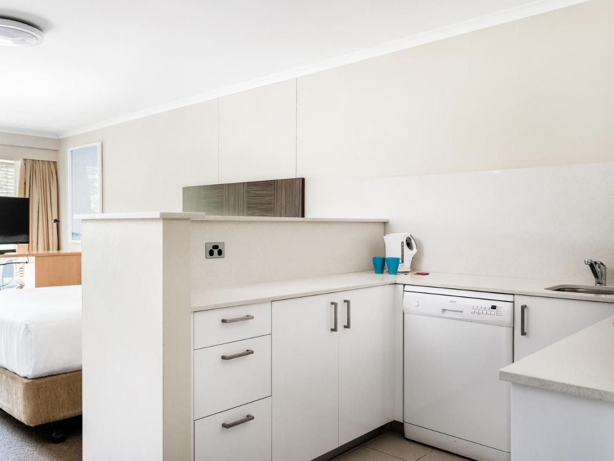 Studio Apartment photo 3