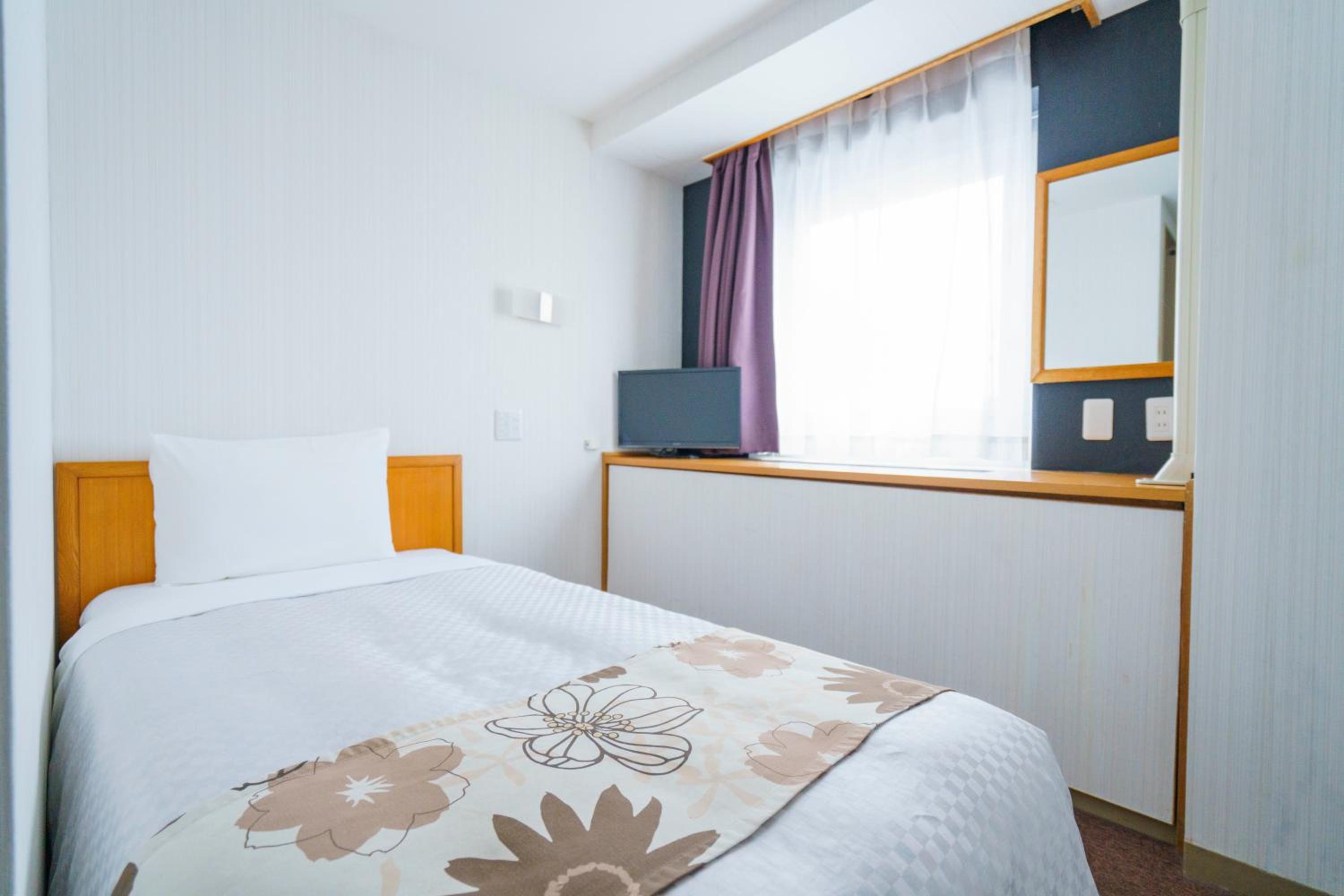 Single Room - Non-Smoking photo 1