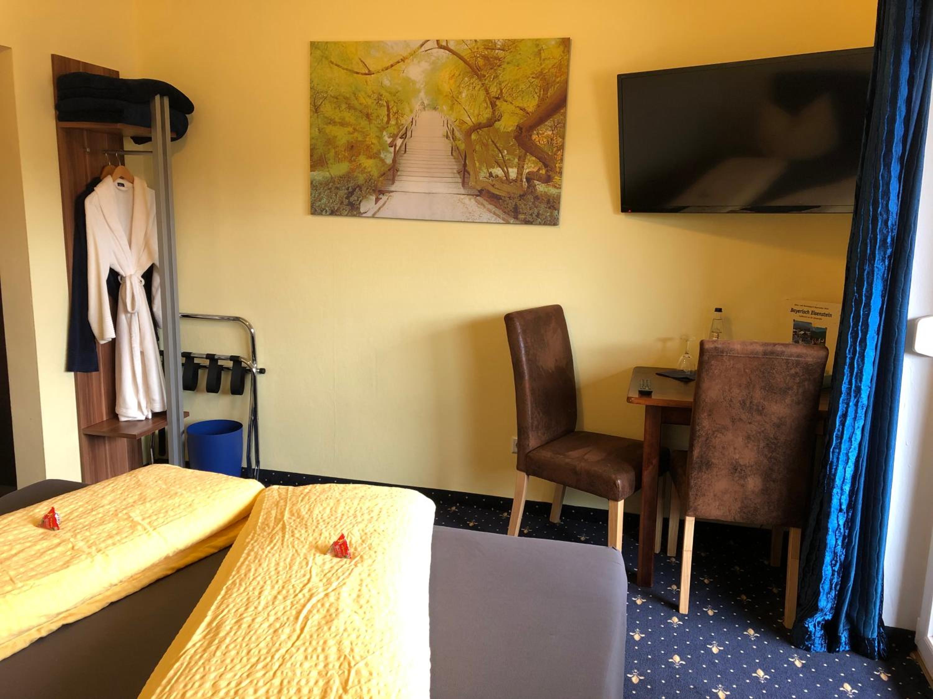 Deluxe Double Room with Bath photo 1