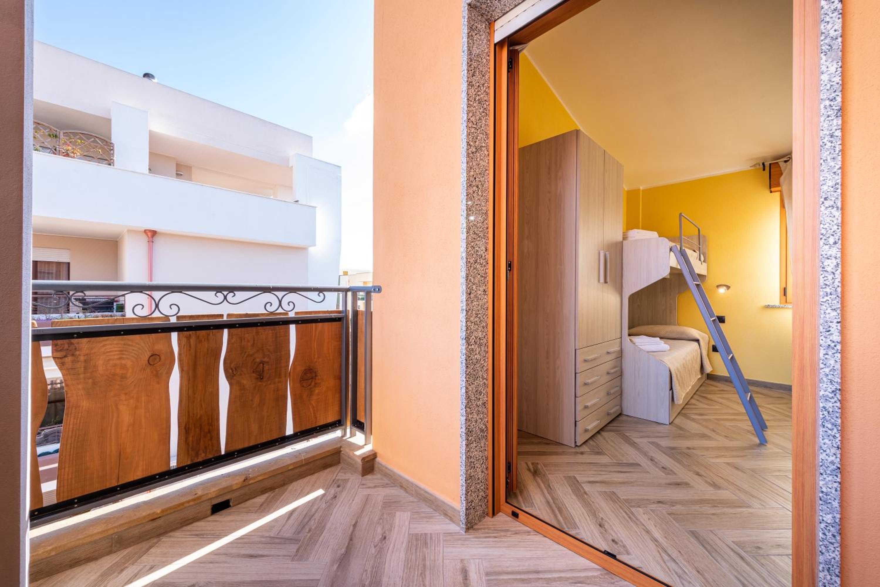 Apartment - Photo 3