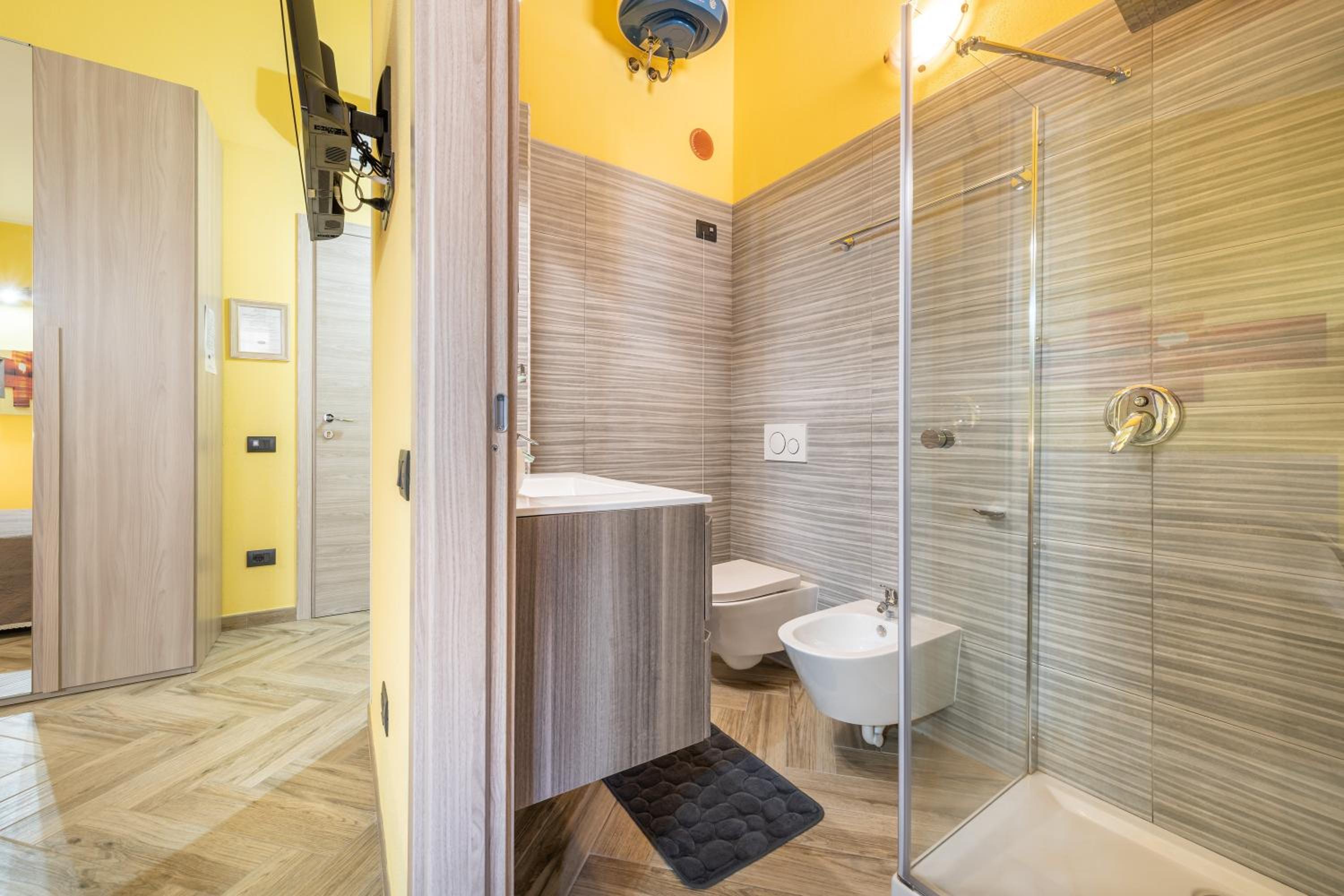Apartment - Photo 11