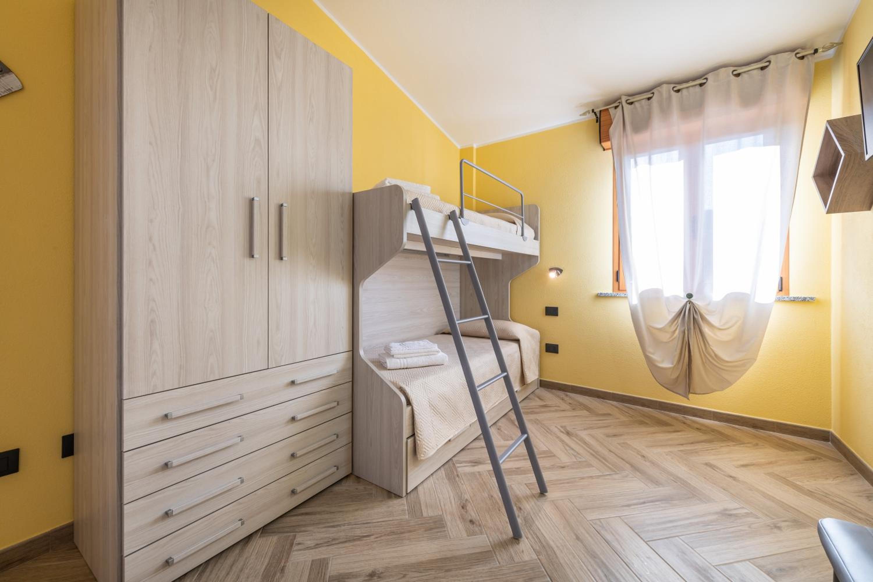 Apartment - Photo 15