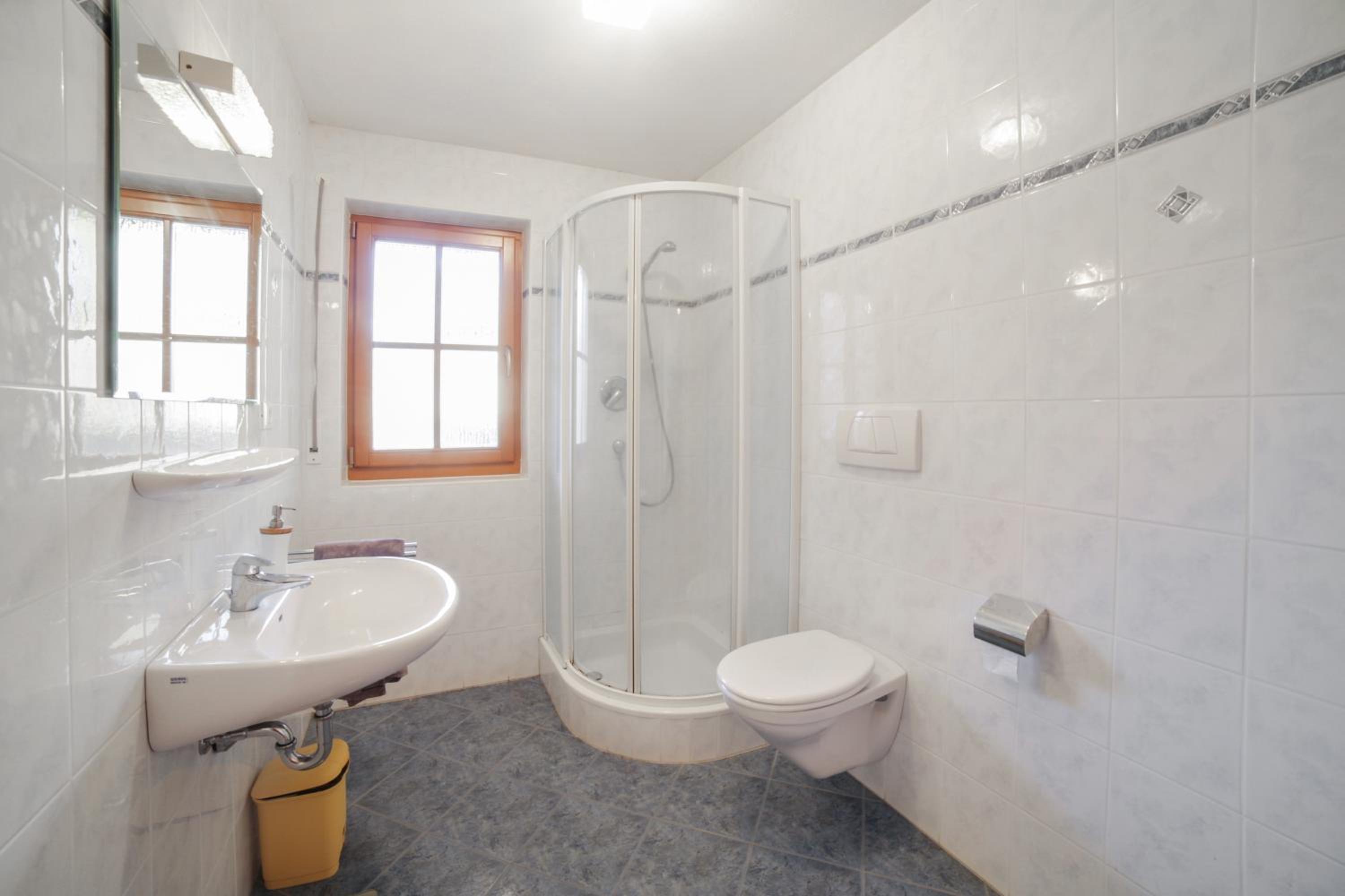 Superior One-Bedroom Apartment with Balcony - Photo 11