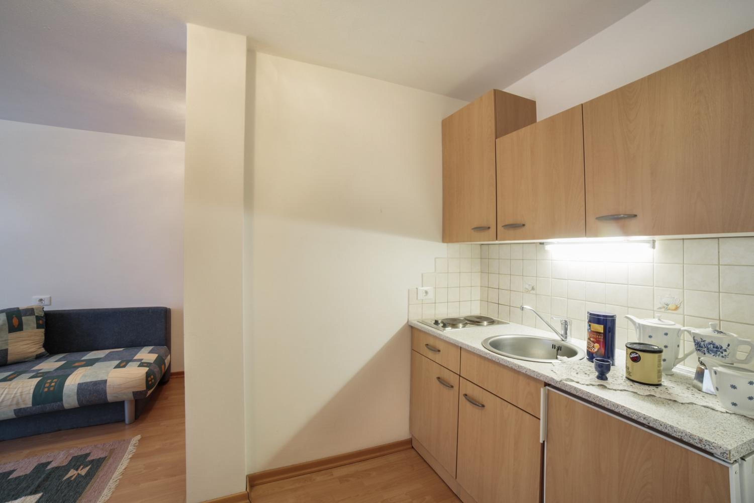 Superior One-Bedroom Apartment with Balcony - Photo 14