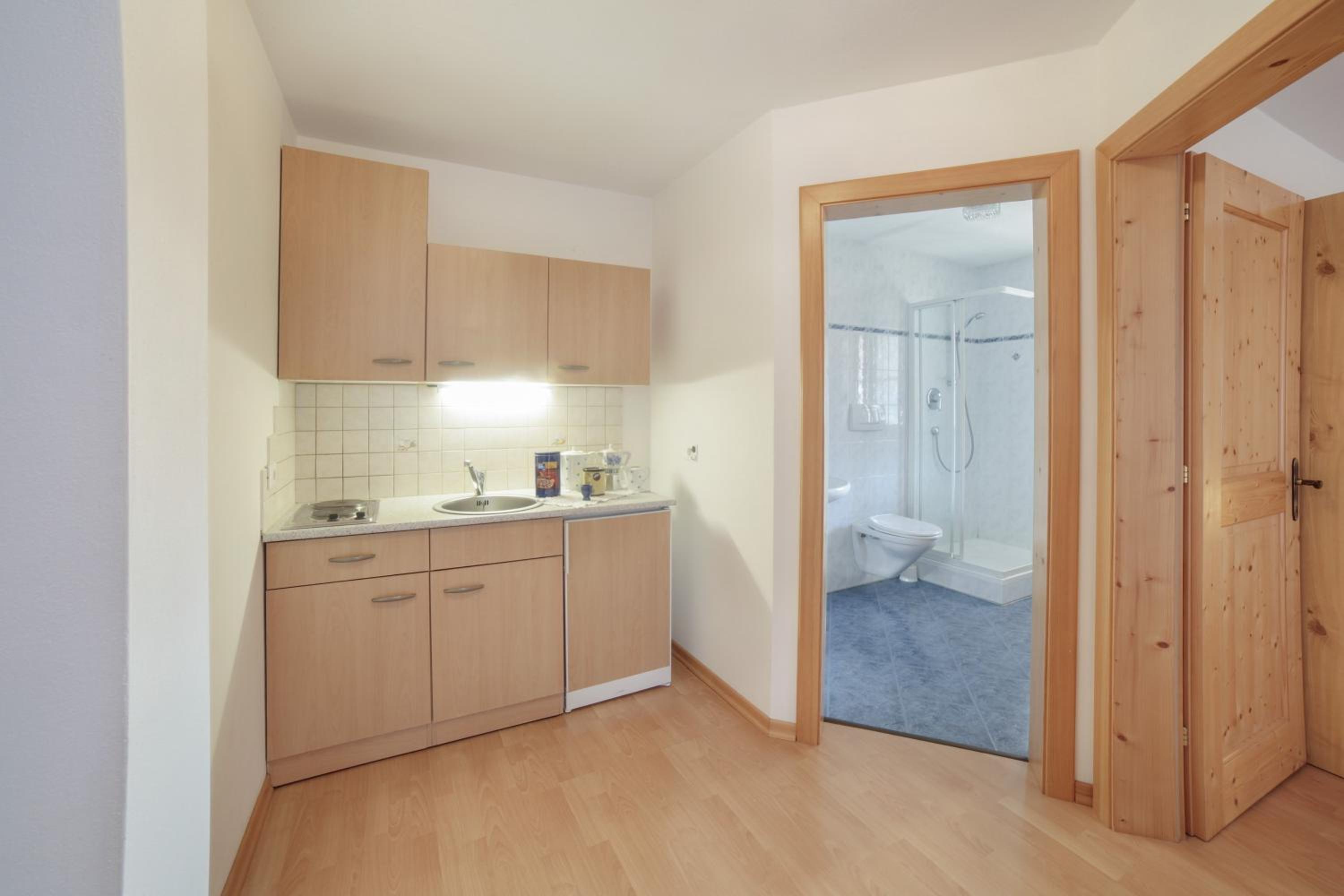 Superior One-Bedroom Apartment with Balcony - Photo 13