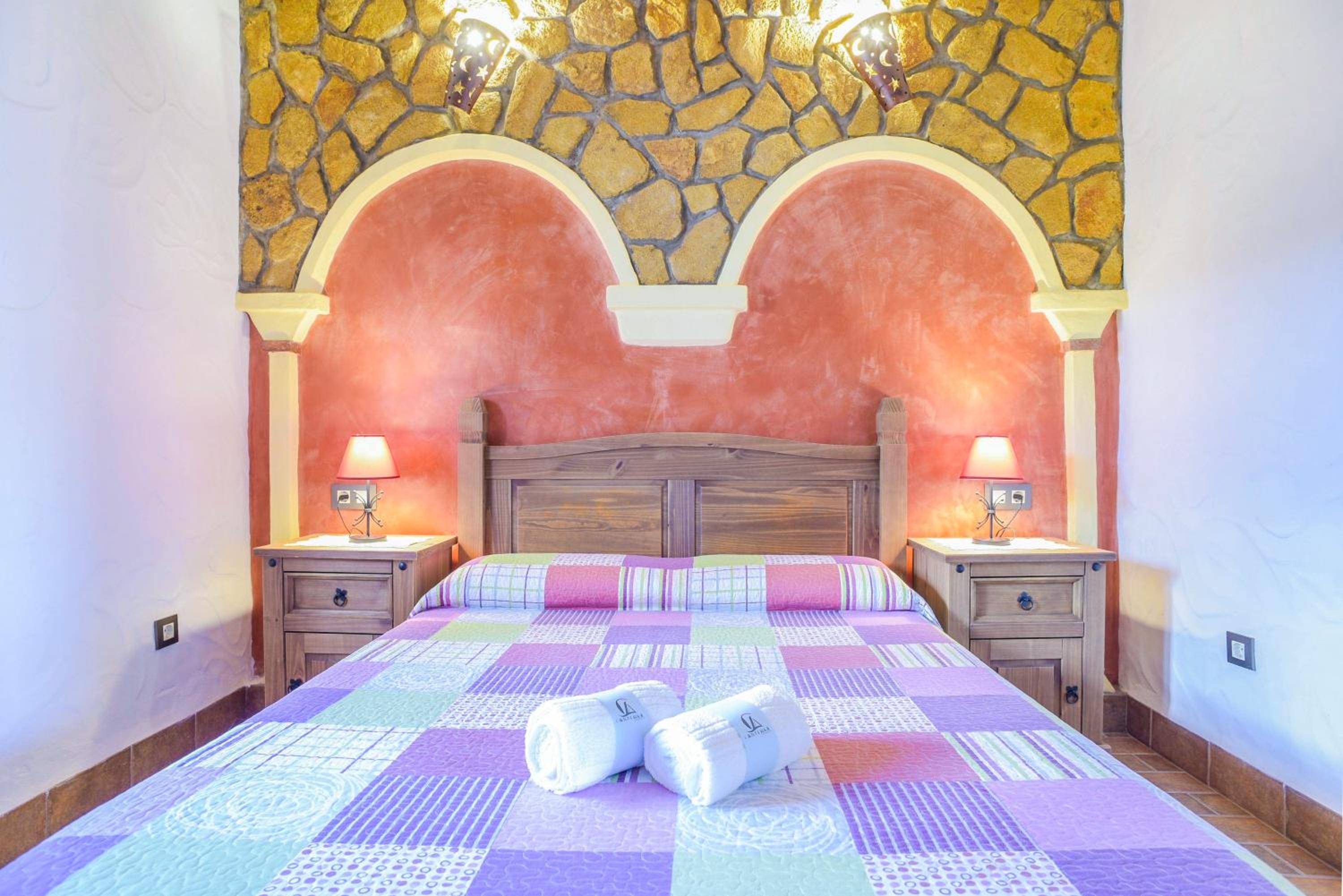 Apartamento de un dormitorio superior con balcón