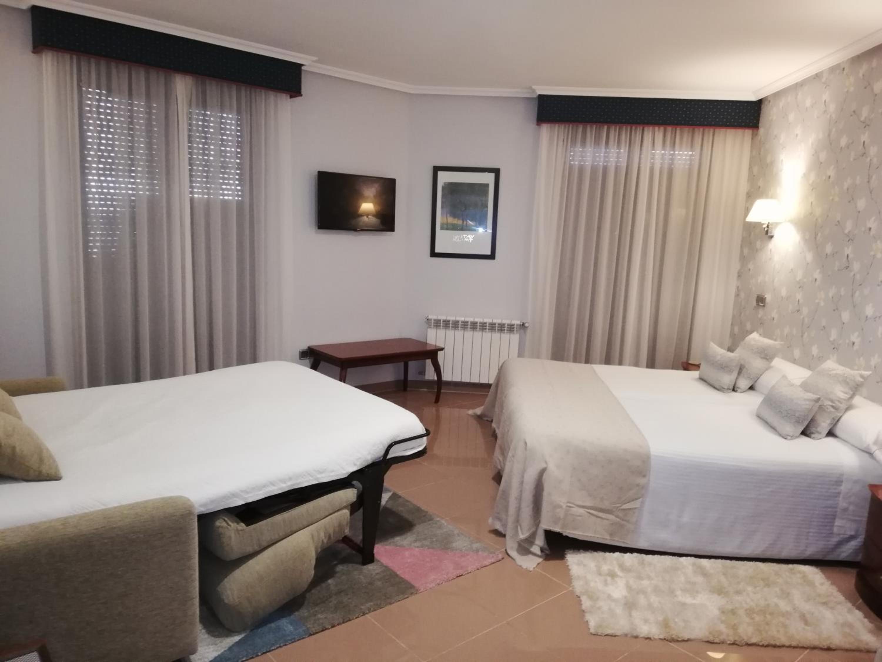 Habitación Doble con Cama Extra
