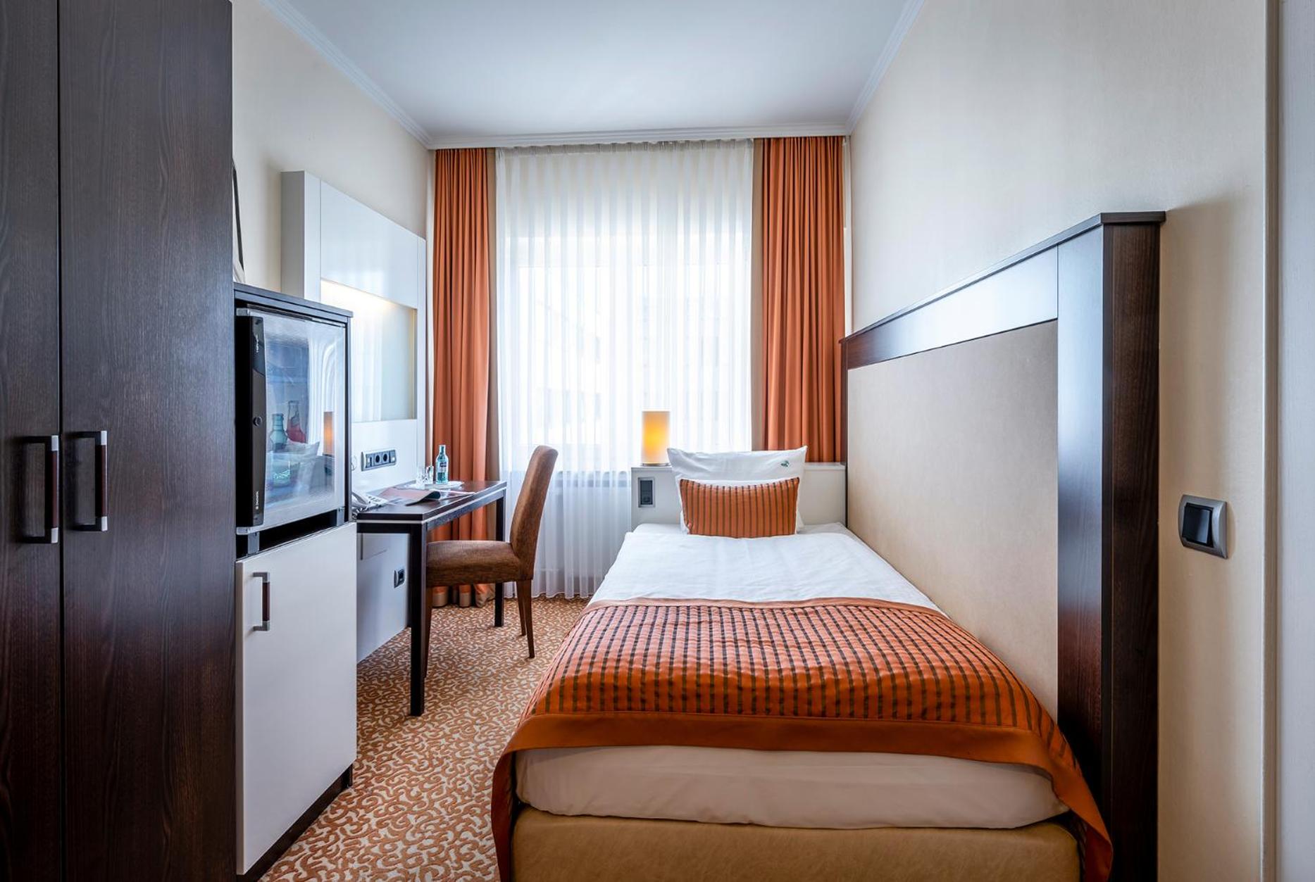 Standard Single Room photo 3