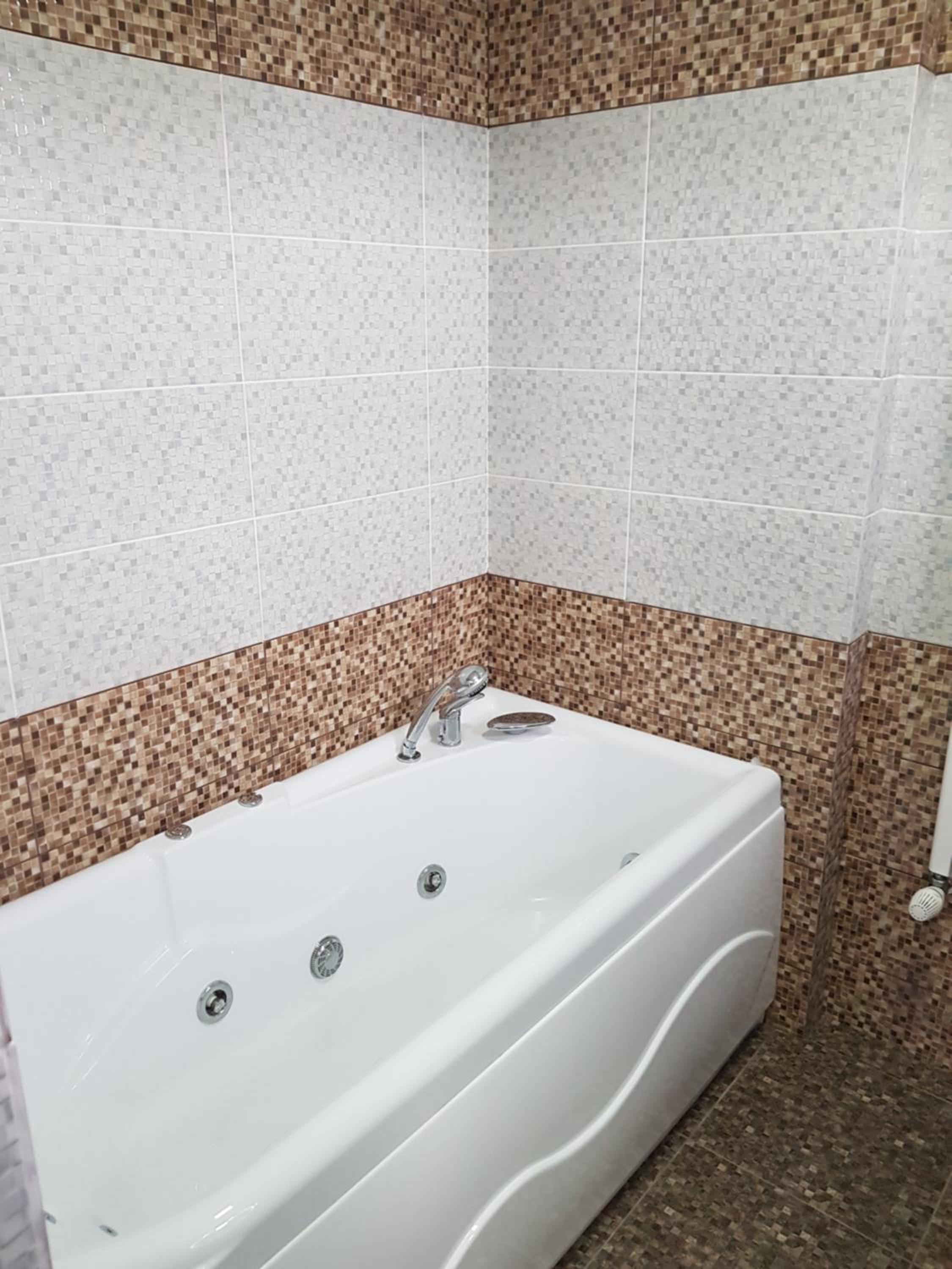 King Room with Spa Bath - Photo 6