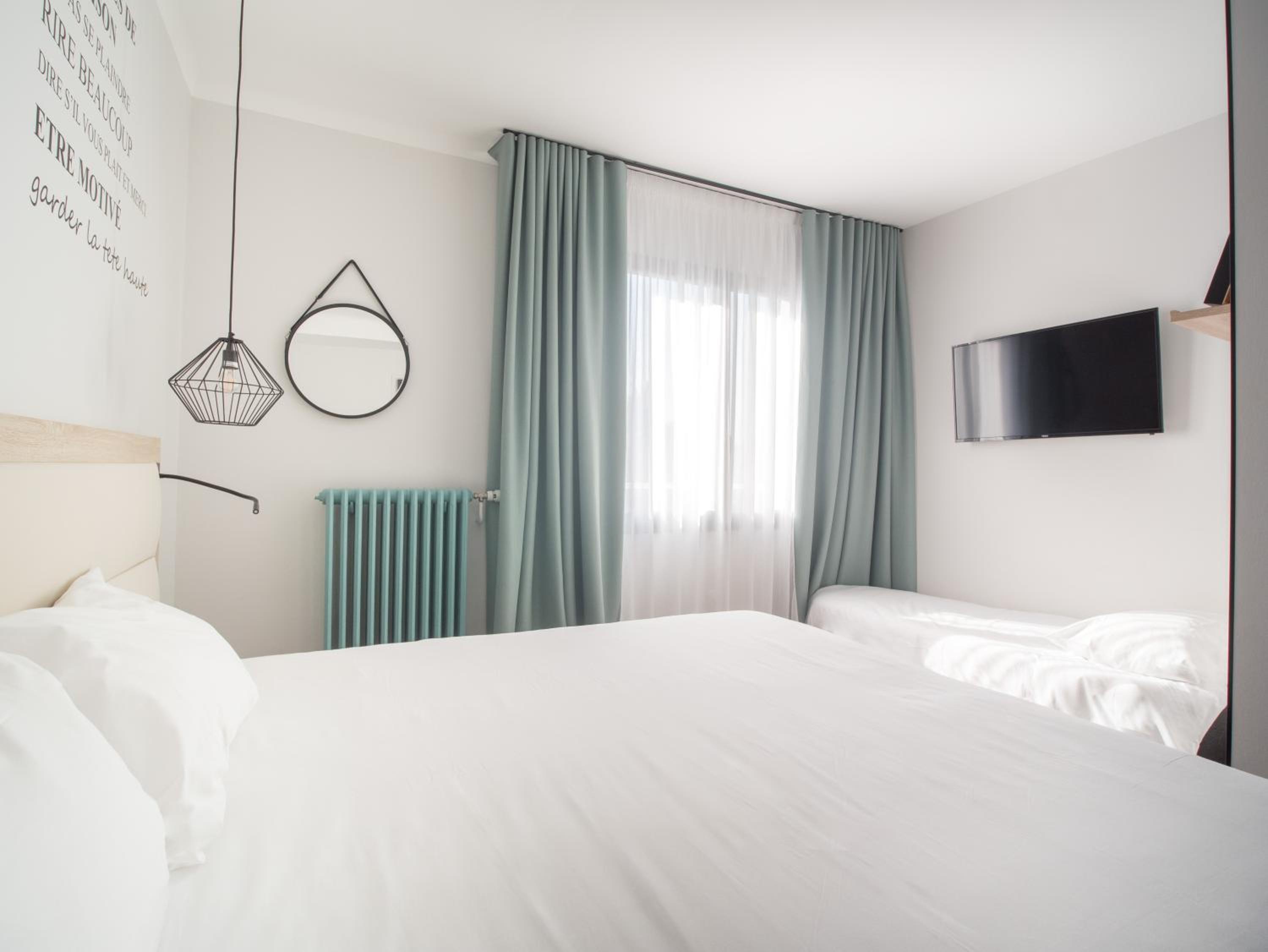 Triple Room - Photo 2