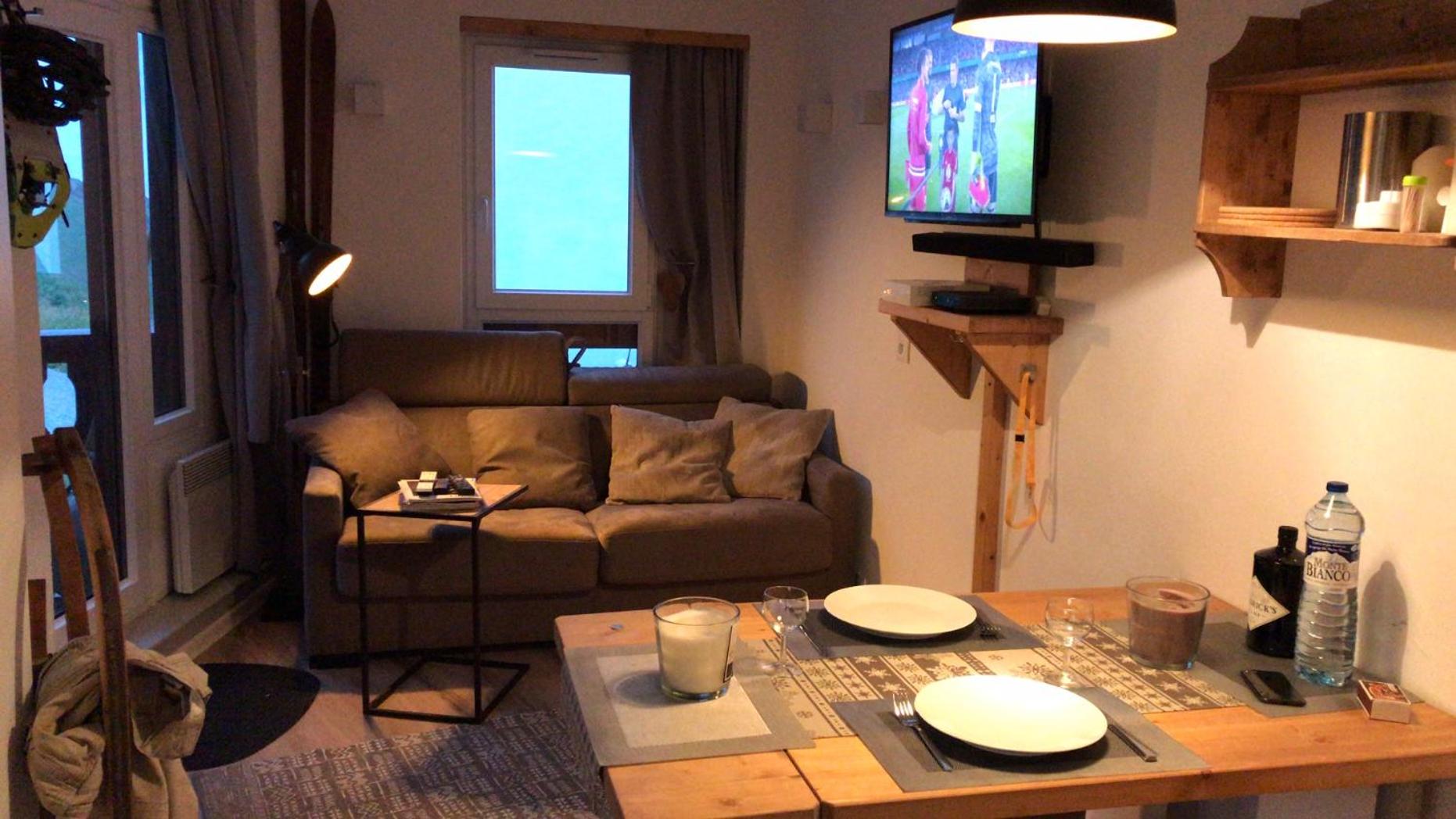 One-Bedroom Apartment - Photo 15