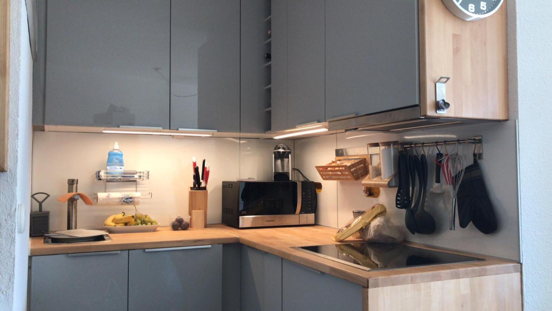 One-Bedroom Apartment - Photo 17